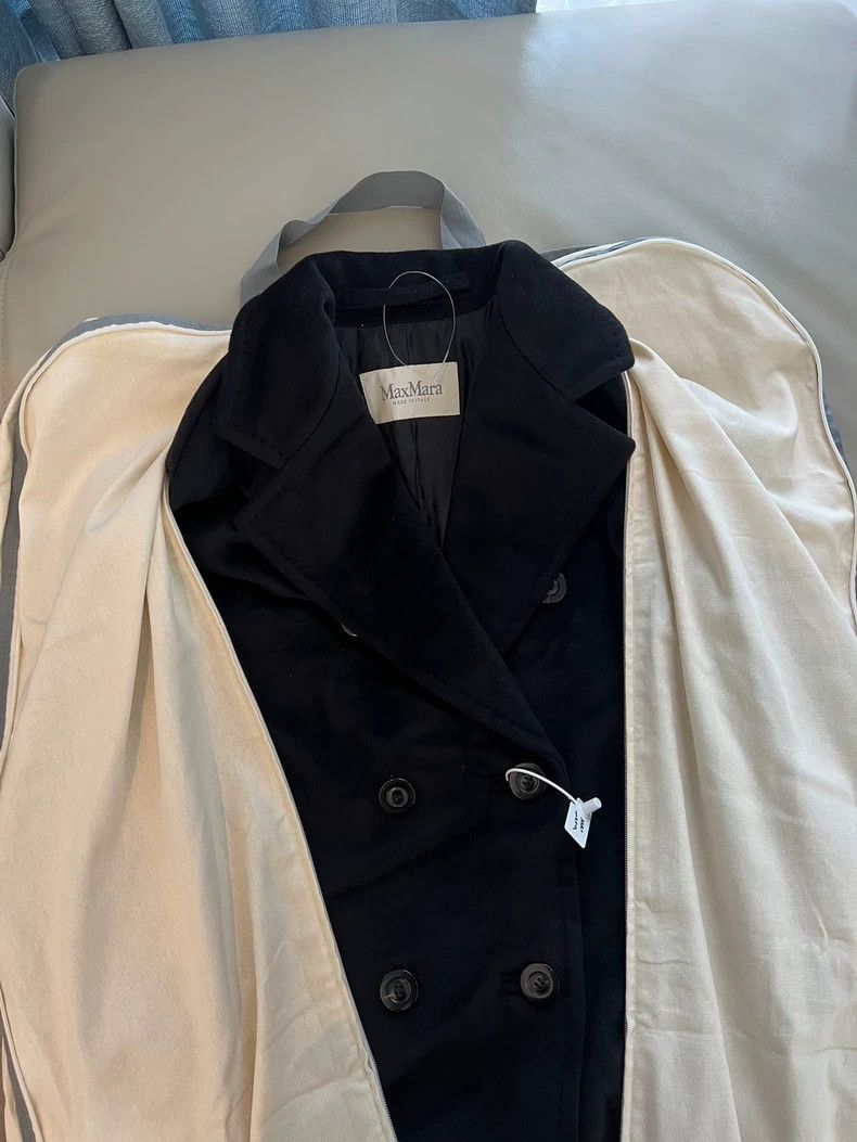 Max Mara Max Mara Long black coat Size M / US 6-8 / IT 42-44 - 5 Thumbnail
