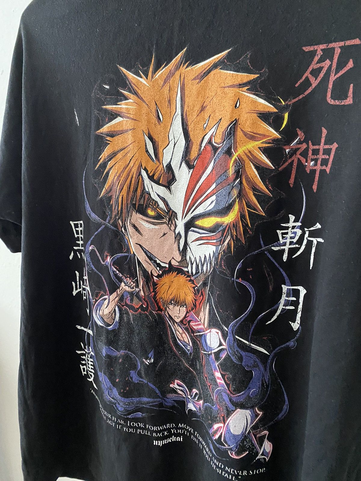 Anime × Japanese Brand × Vintage VINTAGE ANIME BLEACH ICHIGO KUROSAKI HOLOWWING T-SHIRT RARE🔥 Size US L / EU 52-54 / 3 - 2 Thumbnail