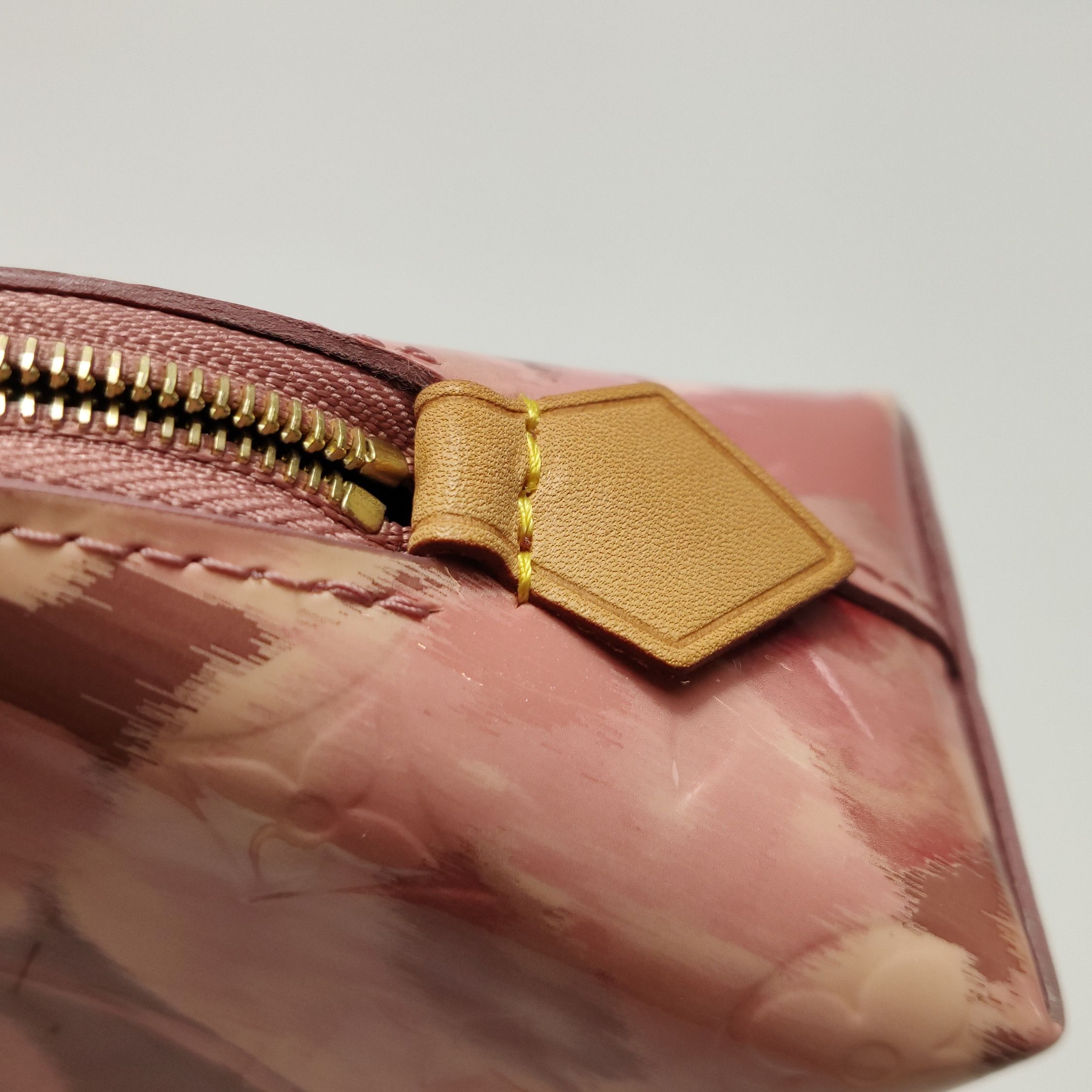 Louis Vuitton Louis Vuitton (LV) Small vegetable tanned leather colorbloc Size ONE SIZE - 9 Thumbnail