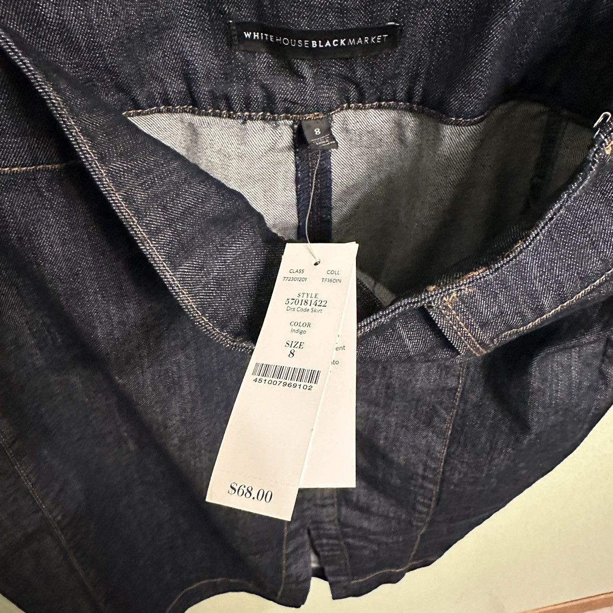 White House Black Market White House Black Market Dark Wash Denim Pencil Skirt Size 30" / US 8 / IT 44 - 4 Thumbnail
