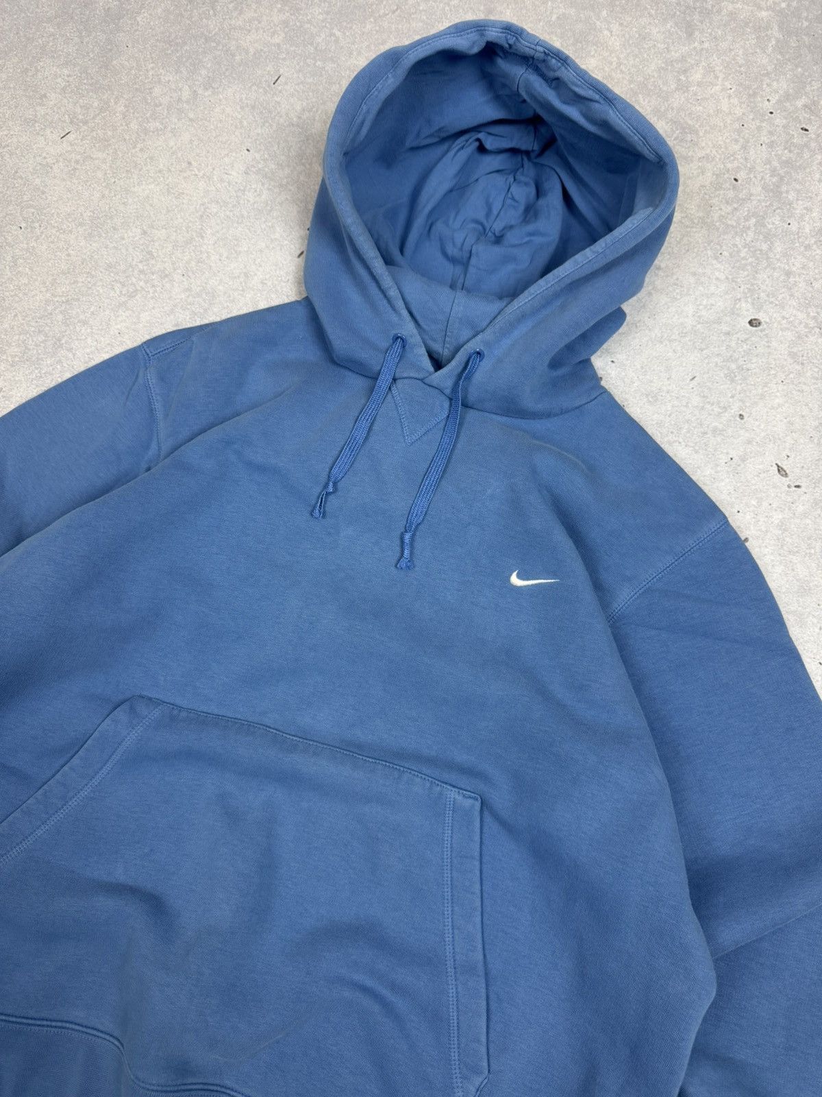 Nike Vintage Nike Small Swoosh Baby Blue Hoodie Y2K Size US L / EU 52-54 / 3 - 3 Thumbnail
