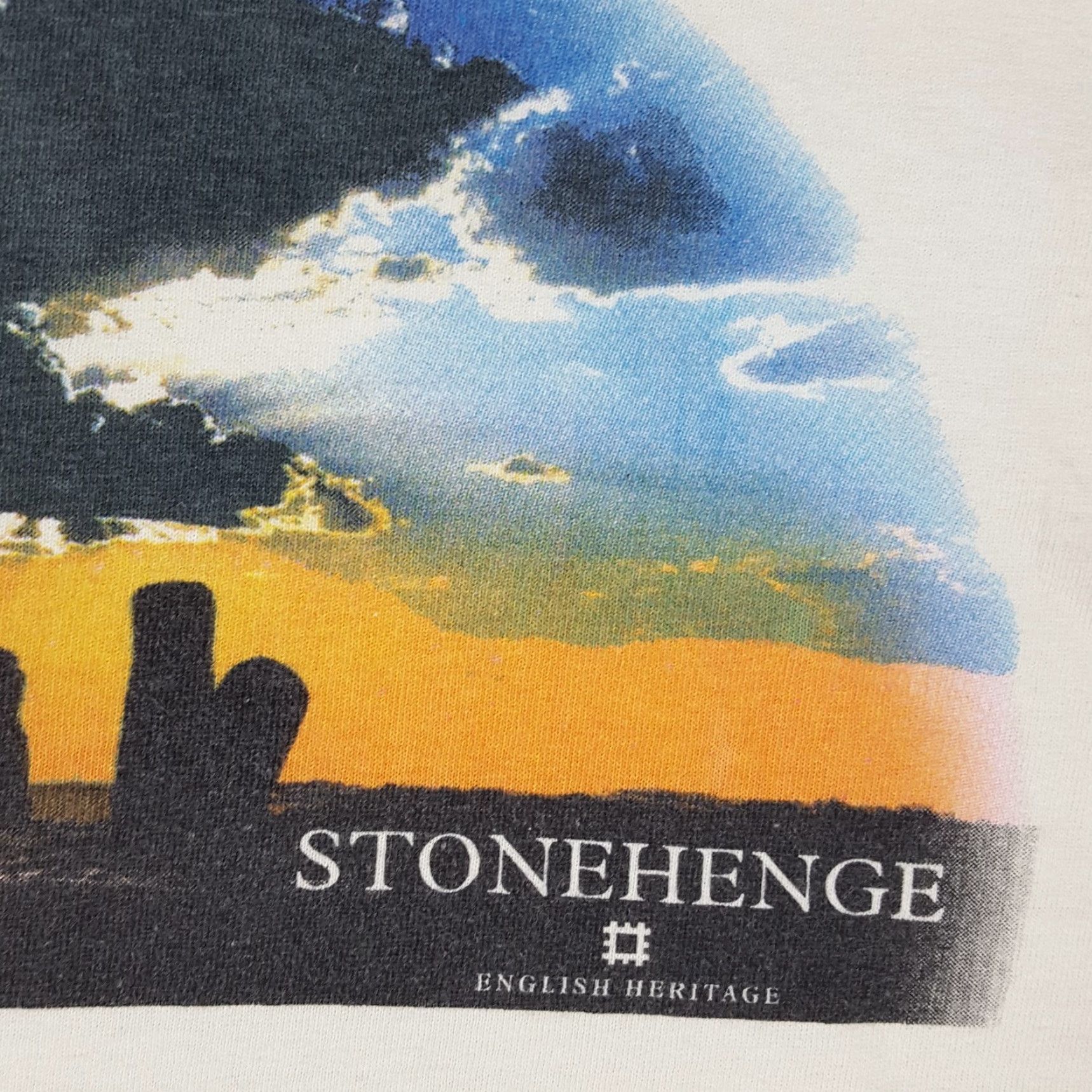 Vintage VINTAGE English Heritage T-Shirt Category: Shirt (implied) Adult M White 90s Y2K Stonehenge Travel Art Embroidered Logo Mens Size US M / EU 48-50 / 2 - 5 Thumbnail