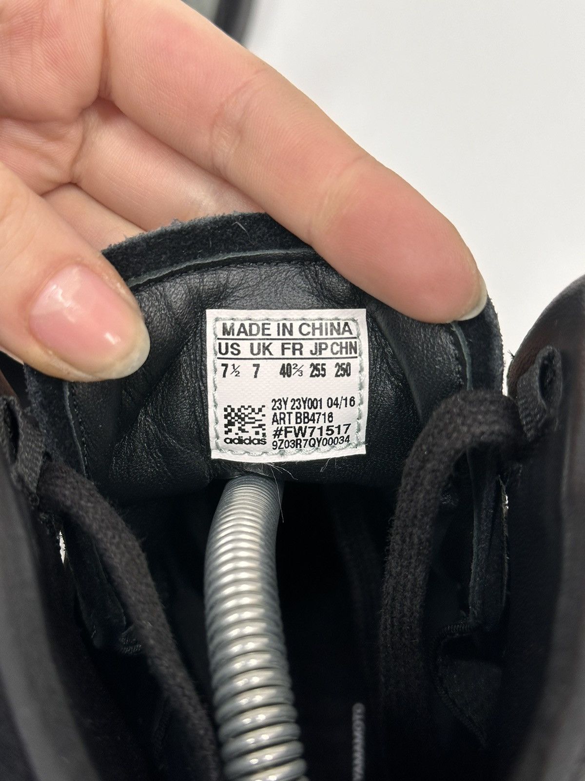 Y-3 Vintage Y-3 Sneakers Adidas Avant Garde Y2K japanese Issey Size US 7.5 / EU 40-41 - 13 Thumbnail