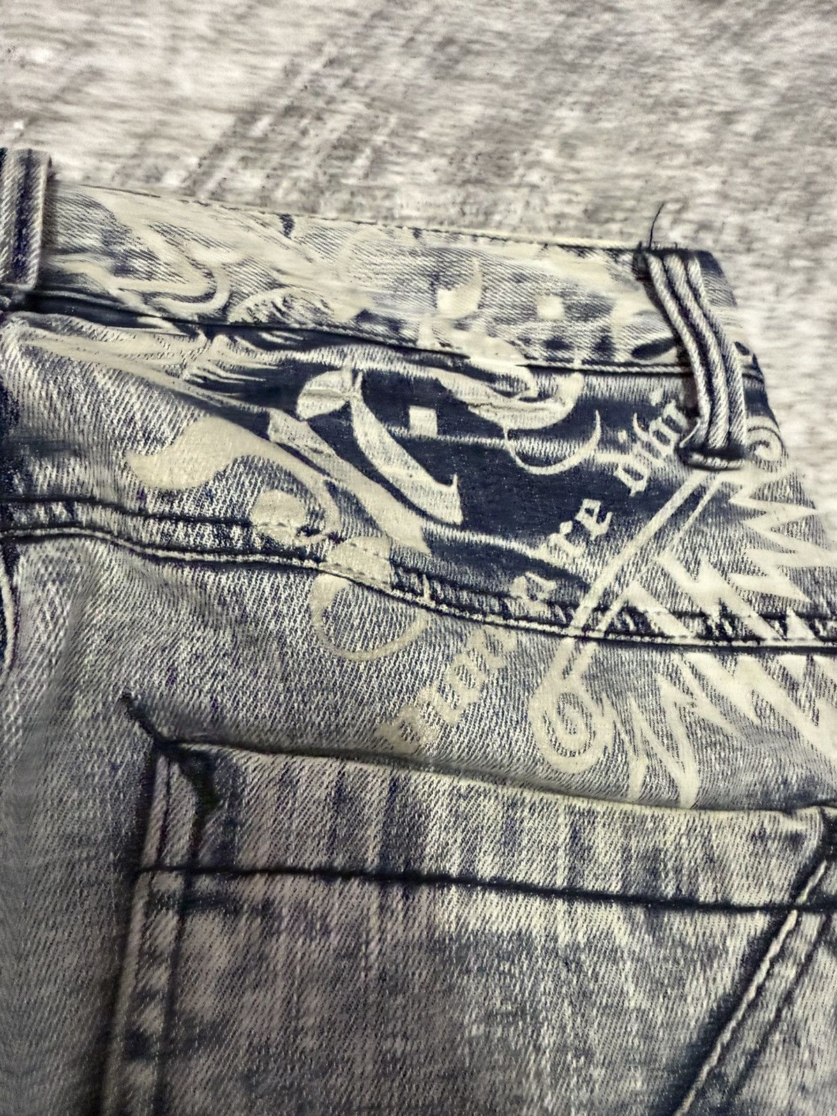 Japanese Brand × PHENOMENON MCD Japan Acid Wash Deconstructed Distressed Jeans Size US 30 / EU 46 - 18 Thumbnail