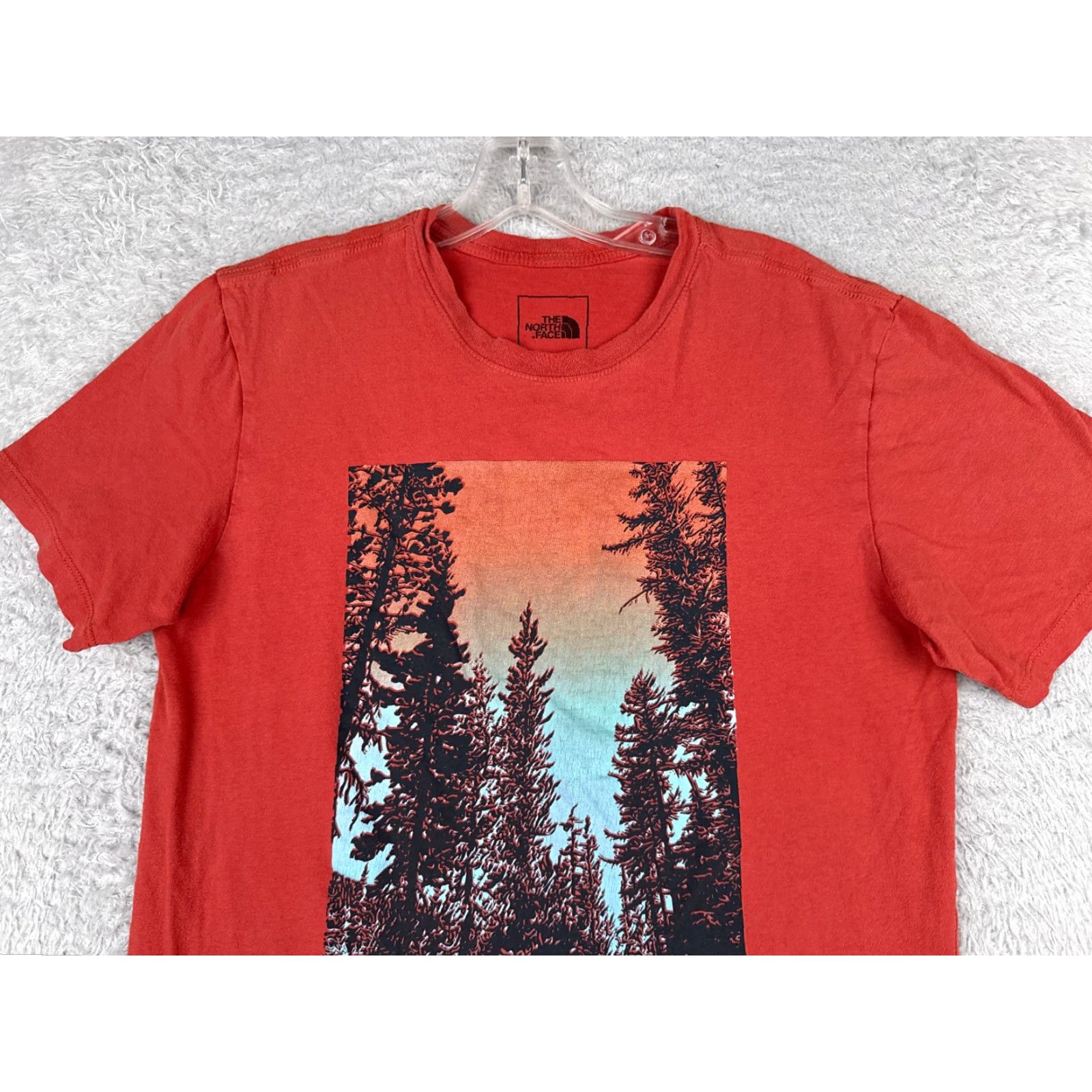 The North Face VINTAGE? No — The North Face Shirt Men Small Petite Red Crew Neck 100% Cotton Tree Logo READ Size US S / EU 44-46 / 1 - 4 Thumbnail