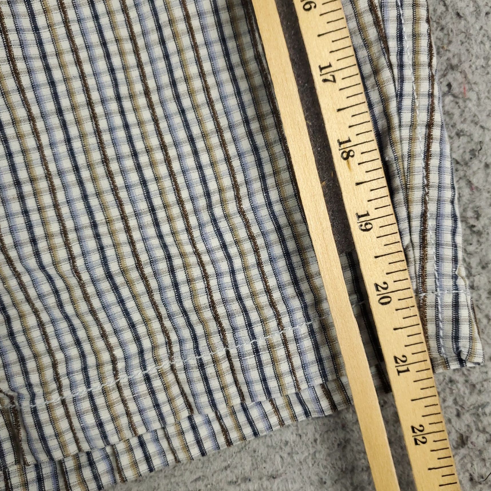 Tommy Bahama VINTAGE Tommy Bahama Men's Shorts Size 40 Flat Front Chino Linen Silk Plaid Casual Summer Blue Mens Size US 40 / EU 56 - 5 Thumbnail