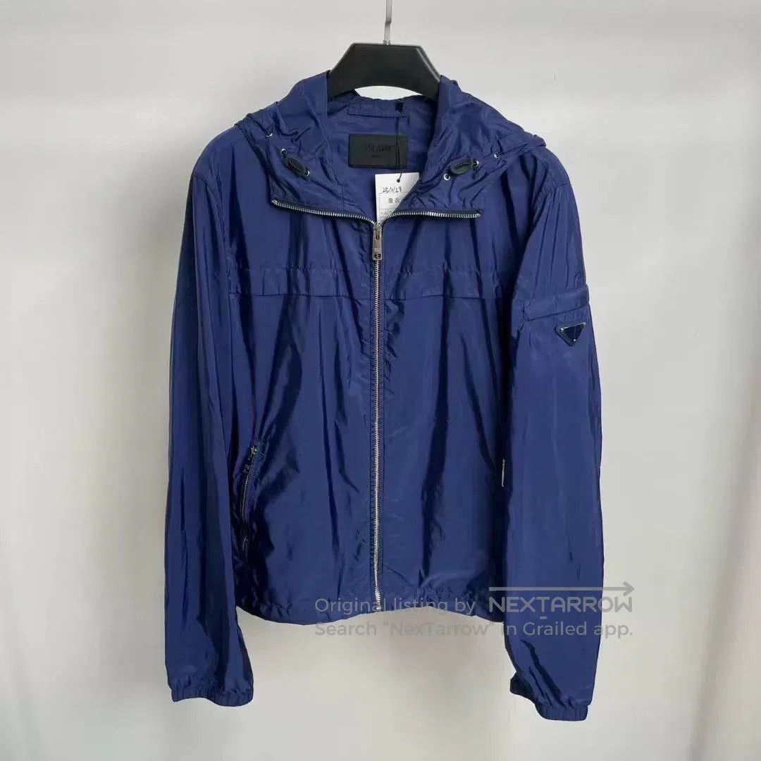 Prada Prada Blue Nylon Triangle Logo Jacket. Size US M / EU 48-50 / 2 - 1 Thumbnail