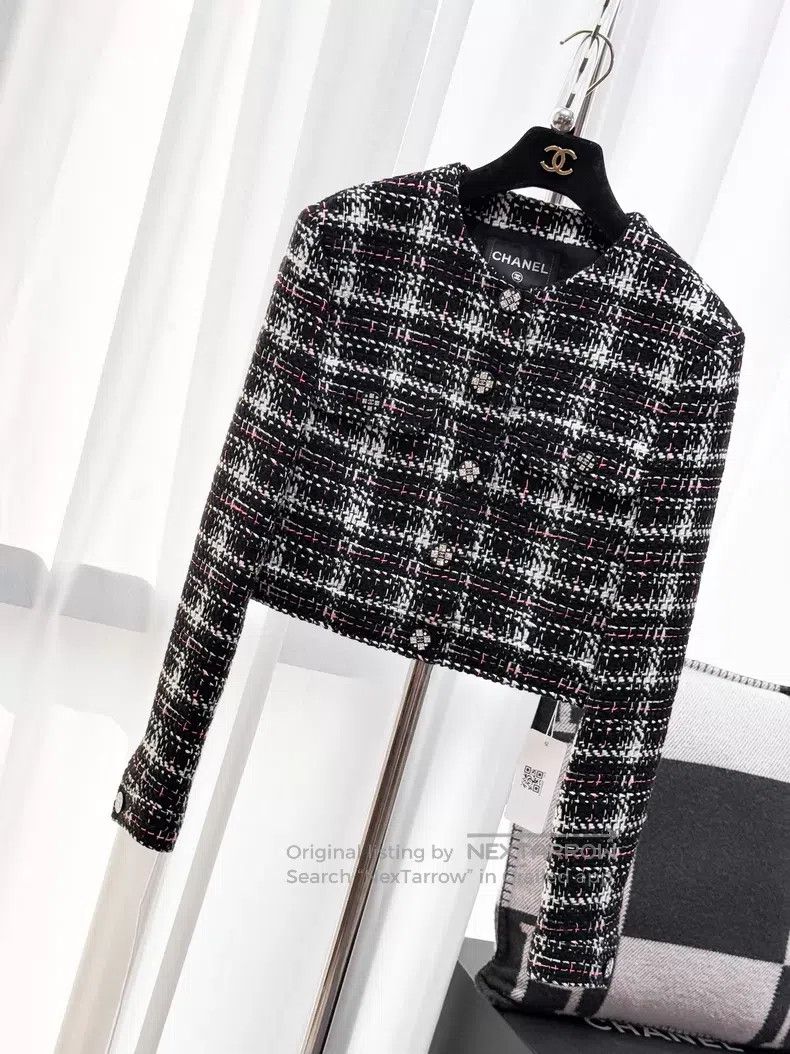 Chanel Chanel Color-matched plaid woven short tweed long-sleeved Size XS / US 0-2 / IT 36-38 - 2 Thumbnail