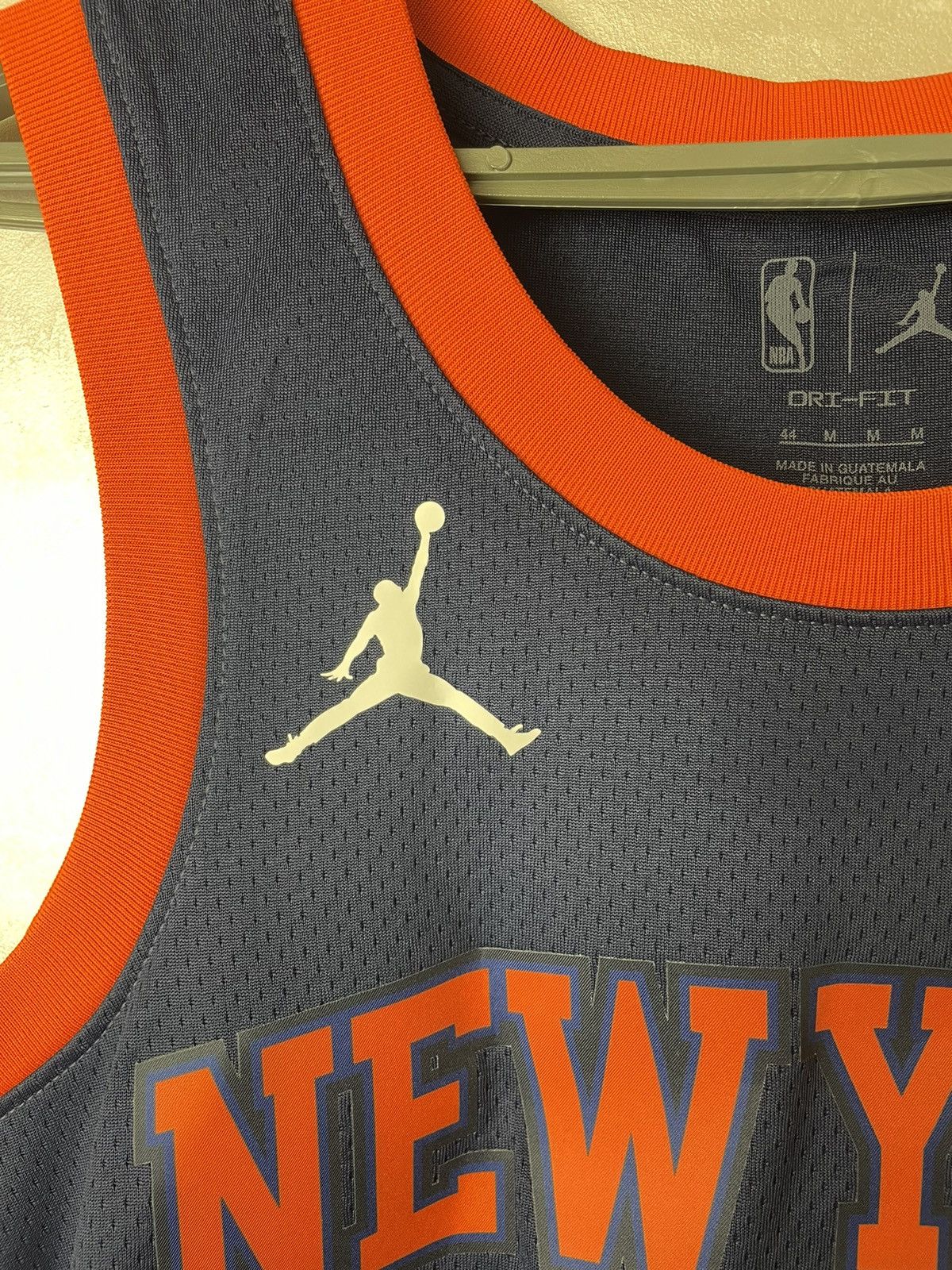 Jordan Brand 2022-23 New York Knicks Obi Toppin #1 Mens M Jersey Size US M / EU 48-50 / 2 - 3 Thumbnail
