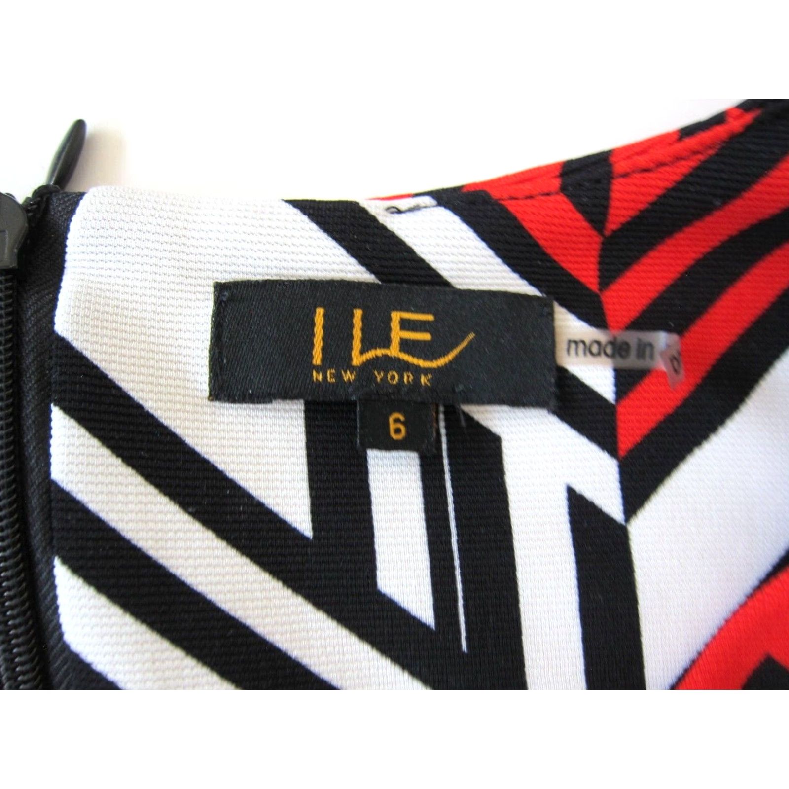 Vintage VINTAGE ILE New York Red White Black White Stretch Sleeveless Belted Sheath Dress Size 6 Size M / US 6-8 / IT 42-44 - 4 Thumbnail