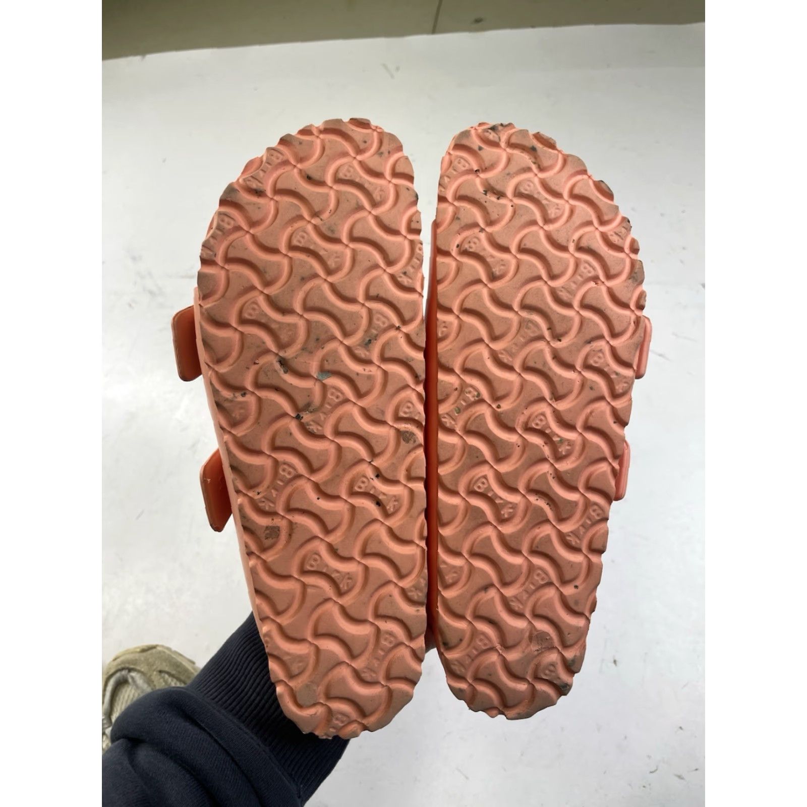 Birkenstock Birkenstock Arizona EVA Flip Flop Sandals Corral Peach Women's 38 US 7 SVG? Size US 7 / IT 37 - 6 Thumbnail
