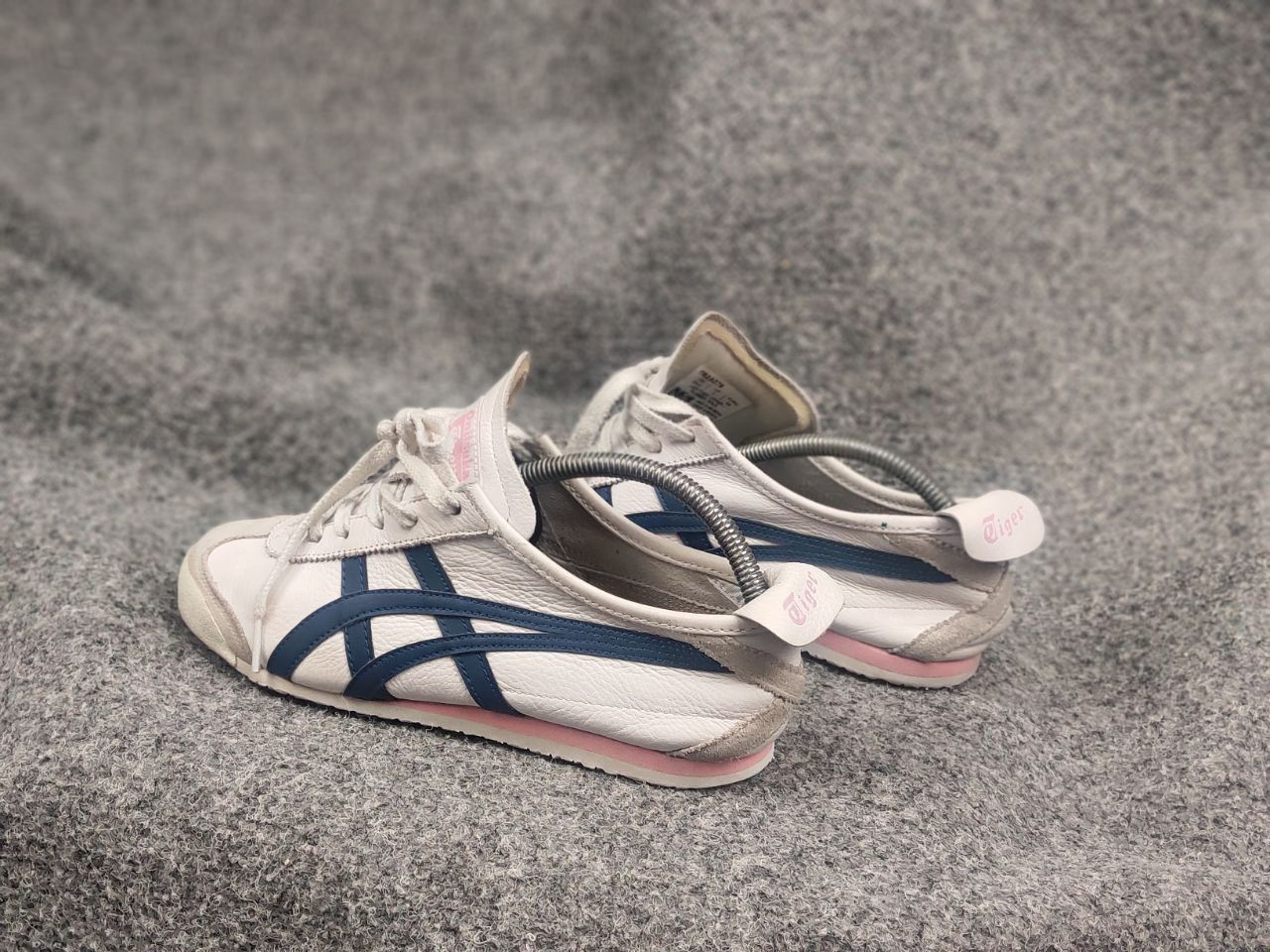 Asics Vintage Asics Onitsuka Tiger Mexico 66 Japan Sneakers Y2K Size US 7 / IT 37 - 12 Thumbnail