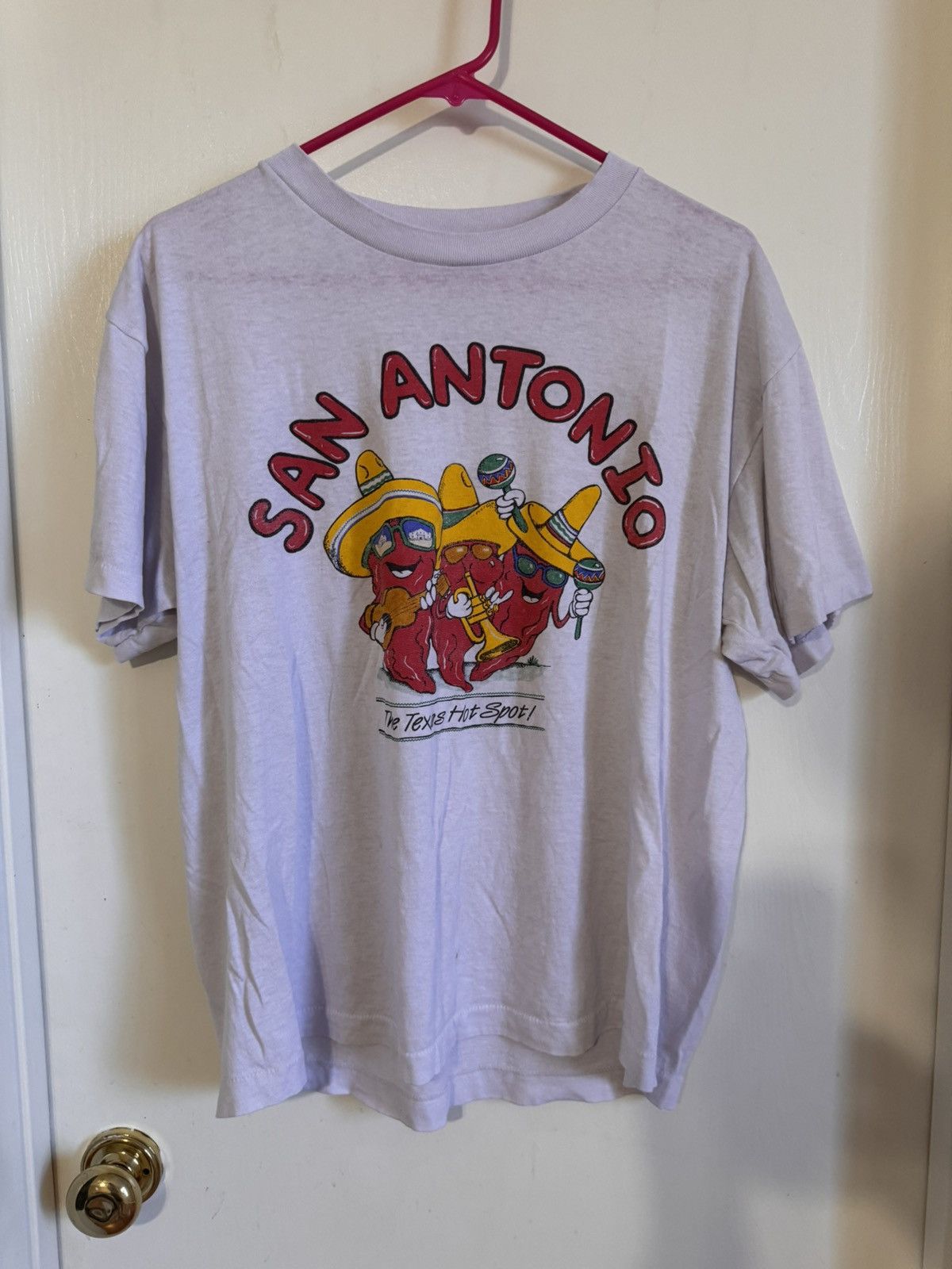 Vintage San Antonio Hot Spot Vintage Tee Size US XL / EU 56 / 4 - 1 Thumbnail