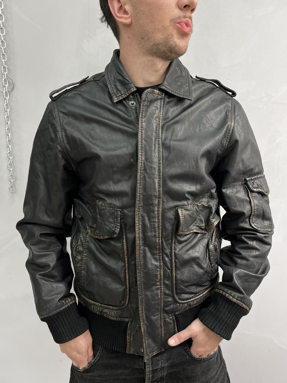 Japanese Brand Vtg 90s alpha industries style leather faded jacket y2k Size US M / EU 48-50 / 2 - 1 Thumbnail