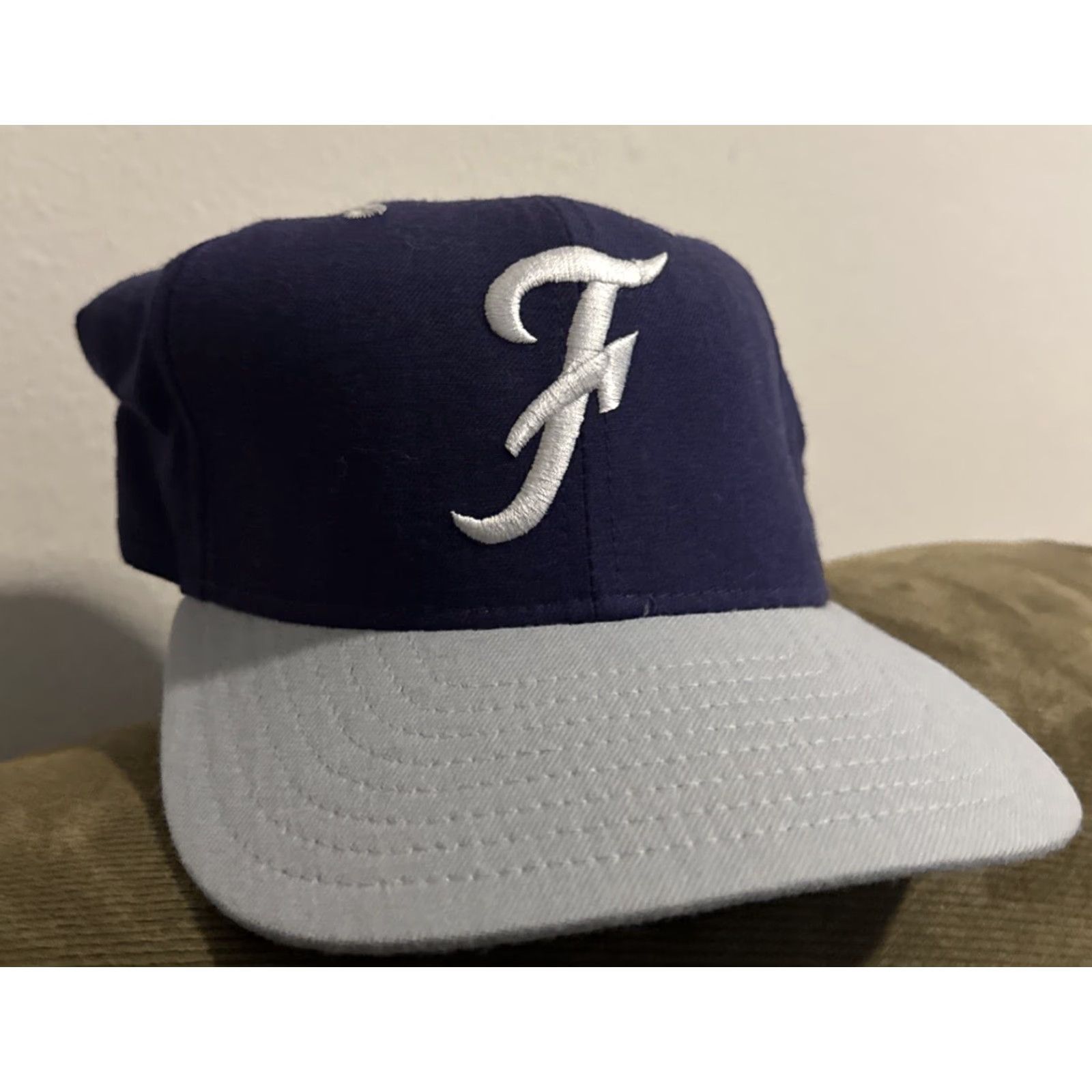 New Era Vtg 90s Fletcher High School Senators New Era Pro Model Size 7 1/2 Baseball Hat Purple Mens Cap Size ONE SIZE - 2 Thumbnail
