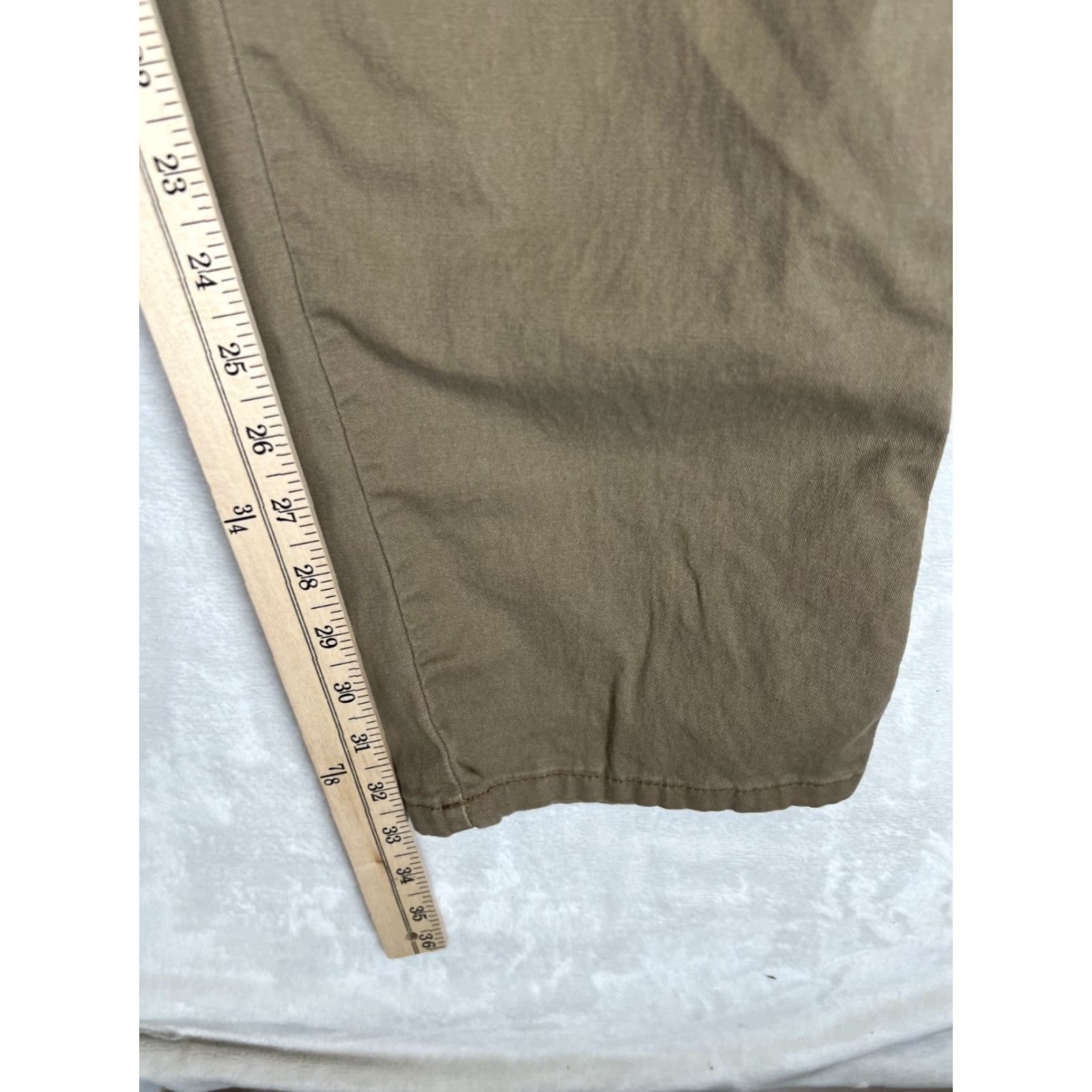Wrangler WRANGLER Pants Mens Size 40x32 Khaki Regular Taper Cargo Utility Casual Workwear Size US 40 / EU 56 - 4 Thumbnail