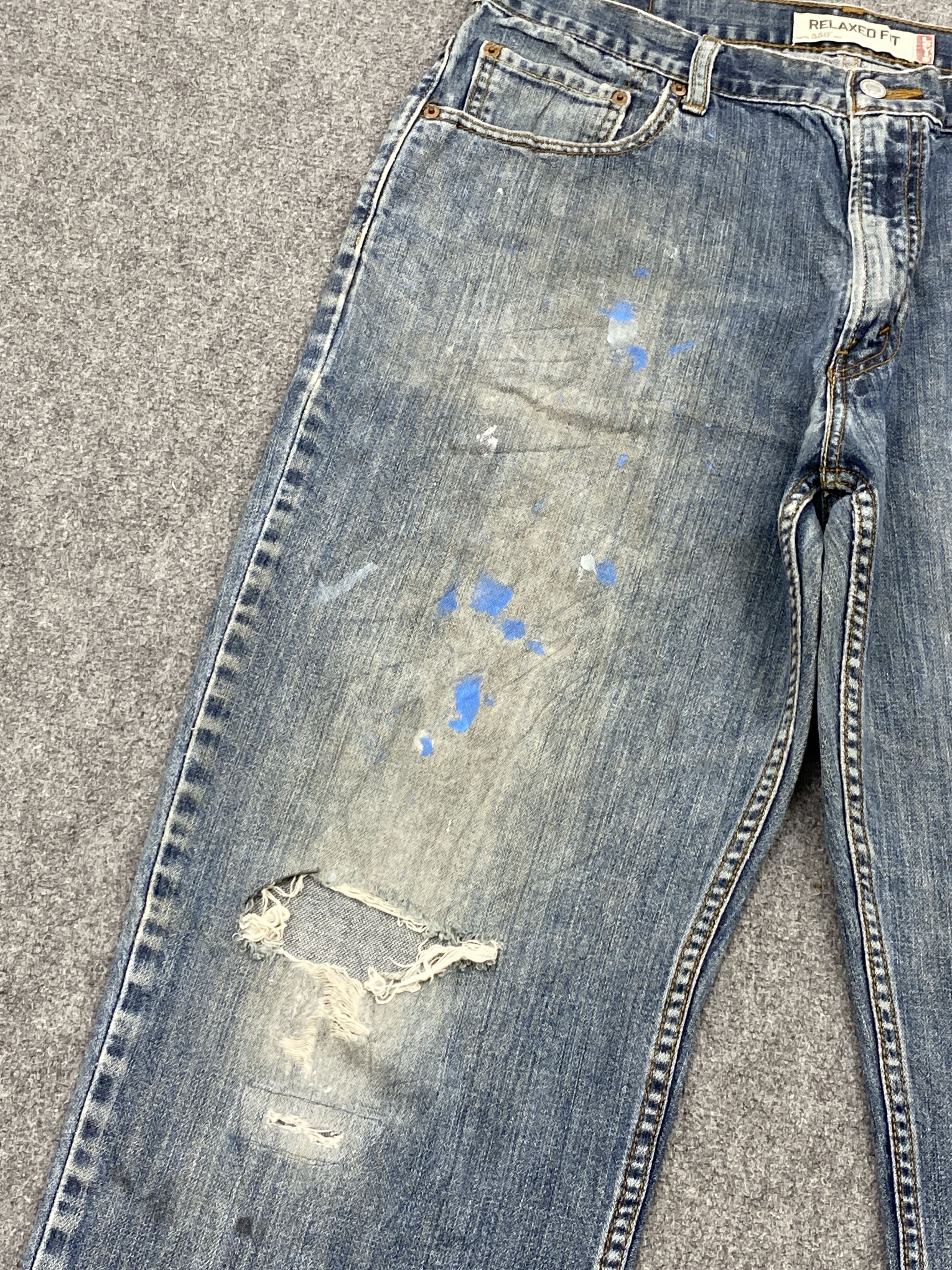 Levi's Distressed Vintage Levi's 550 Splatter Paint Jeans DP2686 Size US 35 - 10 Thumbnail