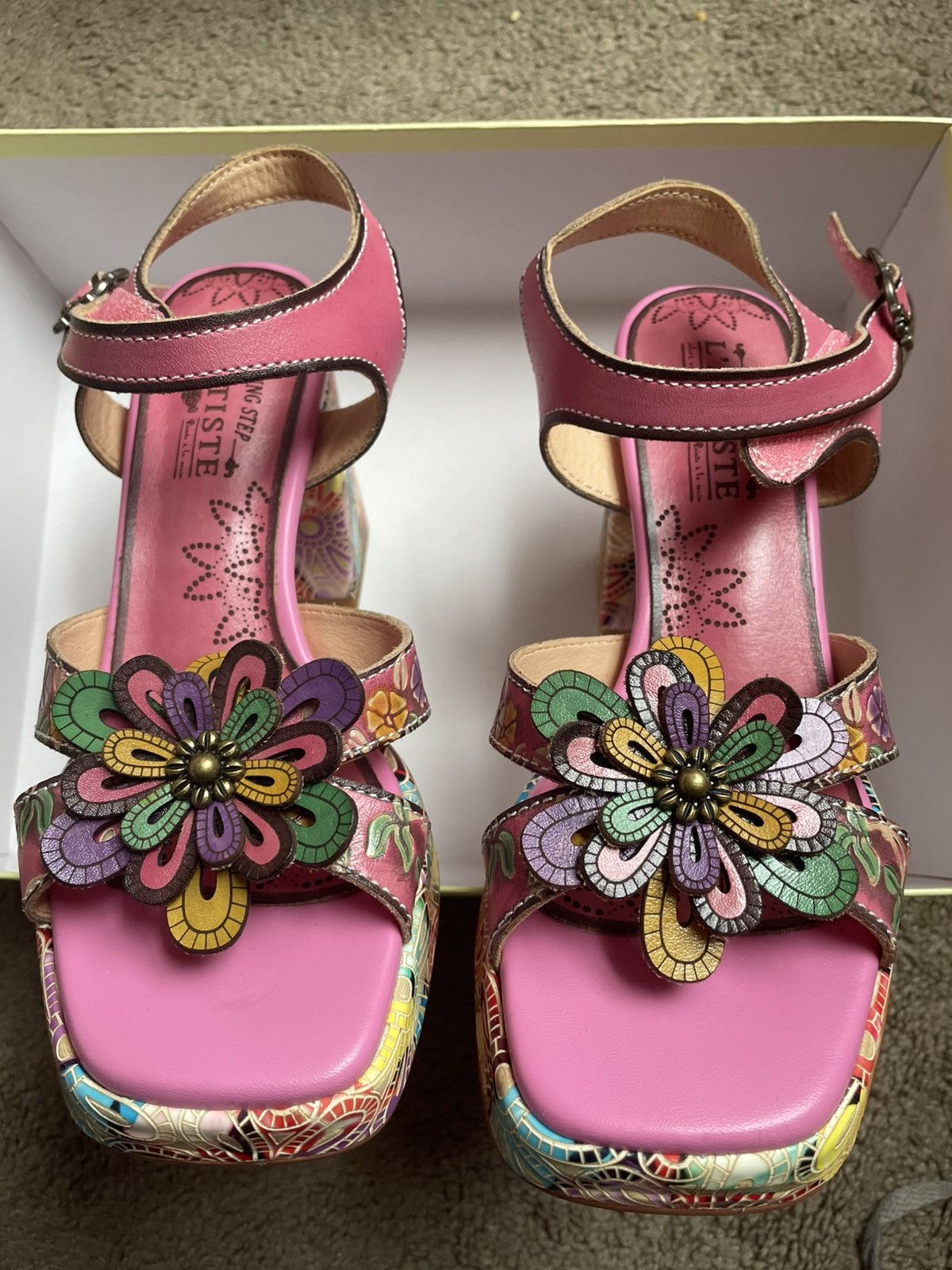 Vintage L’Artiste Hand-Painted Floral Platform Heels Size US 7.5 / IT 37.5 - 1 Thumbnail