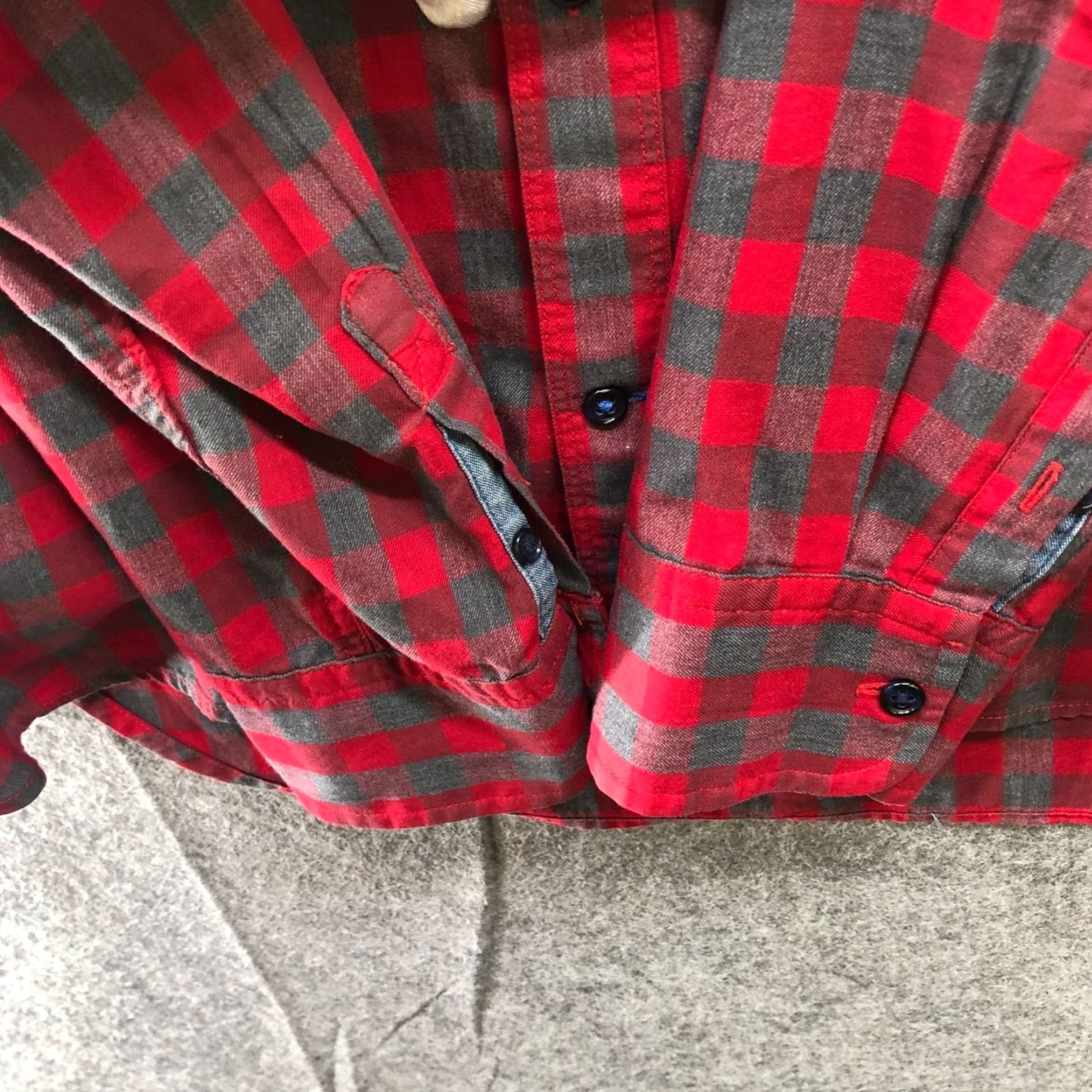 Gap Gap Shirt Mens L Red Gray Check Button Up Cotton Long Sleeve Regular Size US L / EU 52-54 / 3 - 6 Thumbnail