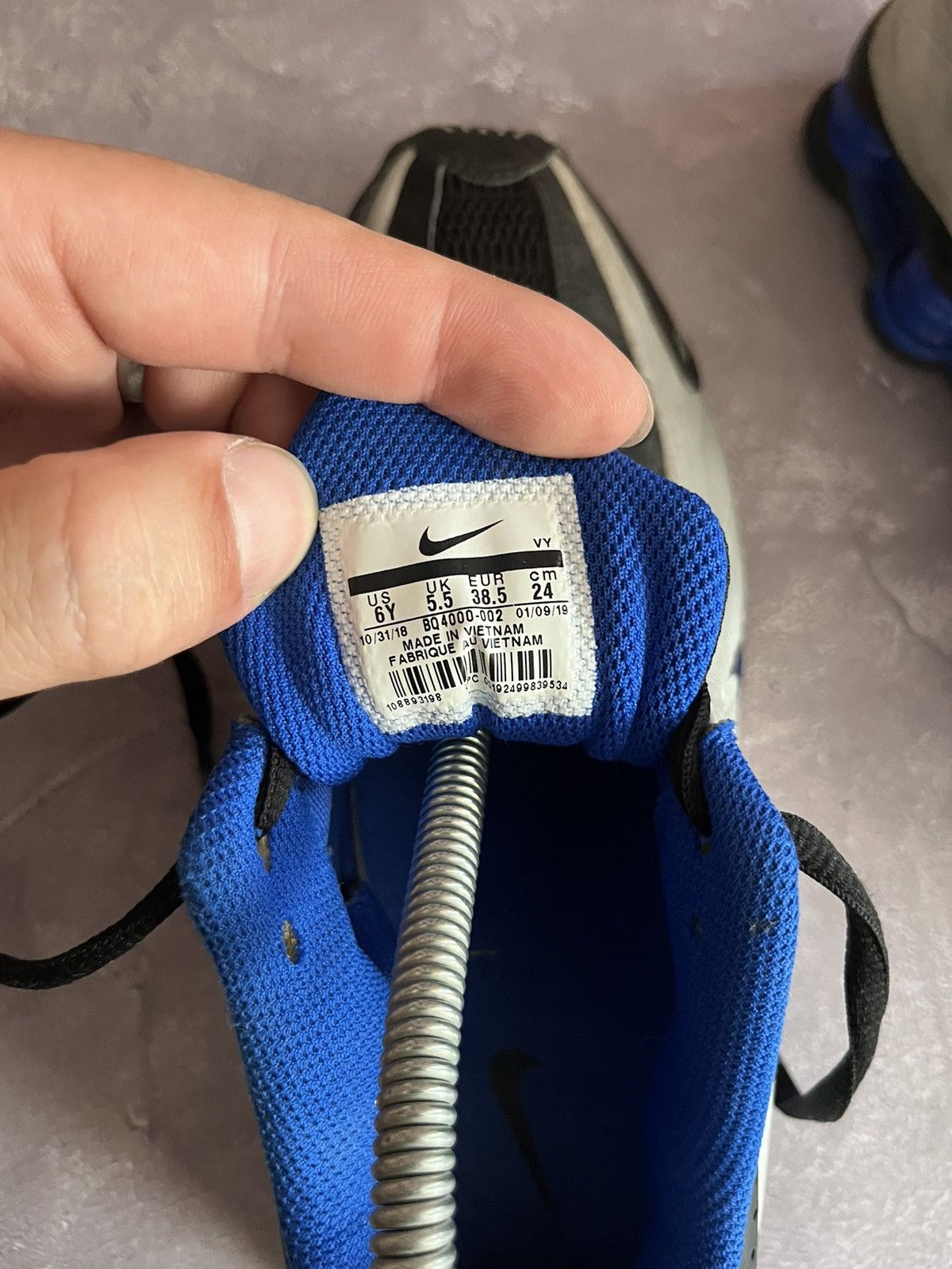 Nike Nike Shox R4 ’Metallic Silver Racer Blue’ vintage y2k bloke Size US 6 / EU 39 - 11 Thumbnail