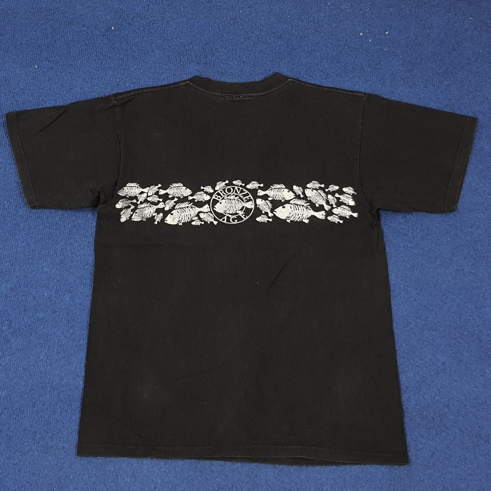 Vintage Vintage Bronze Age Surfing Brand Tshirt Size US M / EU 48-50 / 2 - 3 Thumbnail