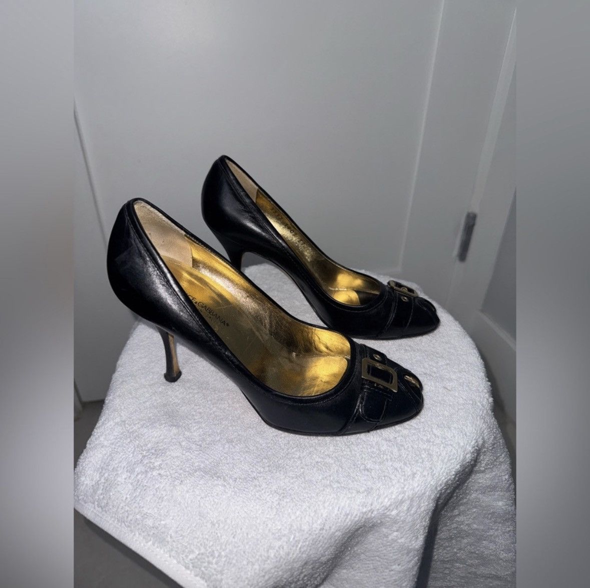 Dolce & Gabbana Dolce & Gabbana Peep Toe Buckle Heels/Size 7.5 Size US 7.5 / IT 37.5 - 5 Thumbnail
