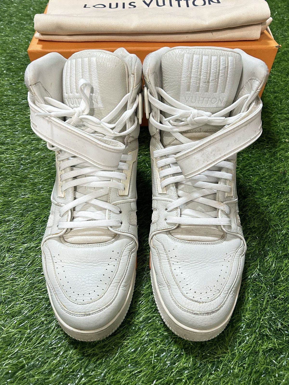 Louis Vuitton Louis Vuitton High Top Trainer Size US 8 / EU 41 - 1 Thumbnail