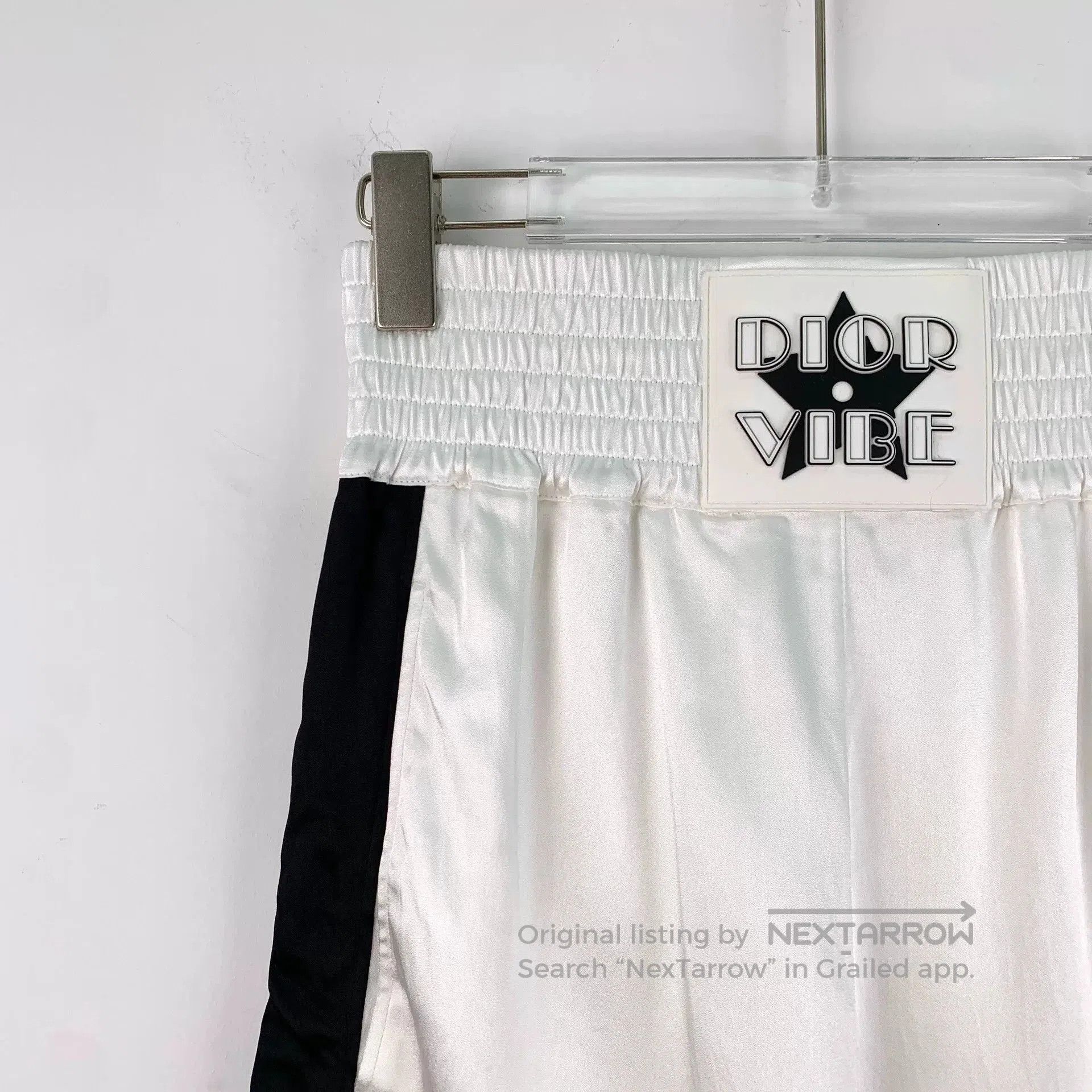 Dior white logo elastic waist casual shorts. Size 28" / US 6 / IT 42 - 3 Thumbnail