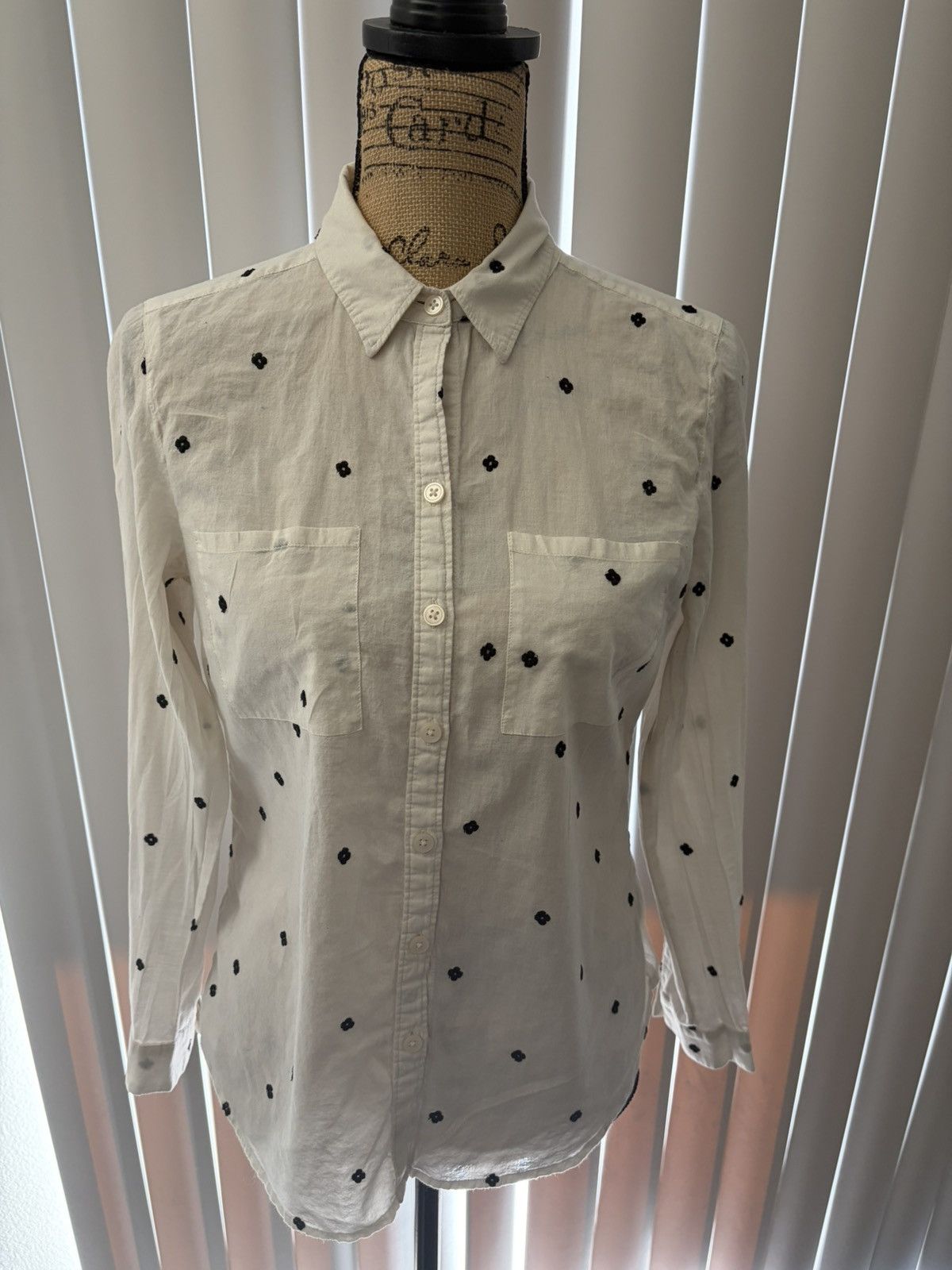 Mango Mango Button-Up Shirt with Black floral embroidered Size S / US 4 / IT 40 - 3 Thumbnail
