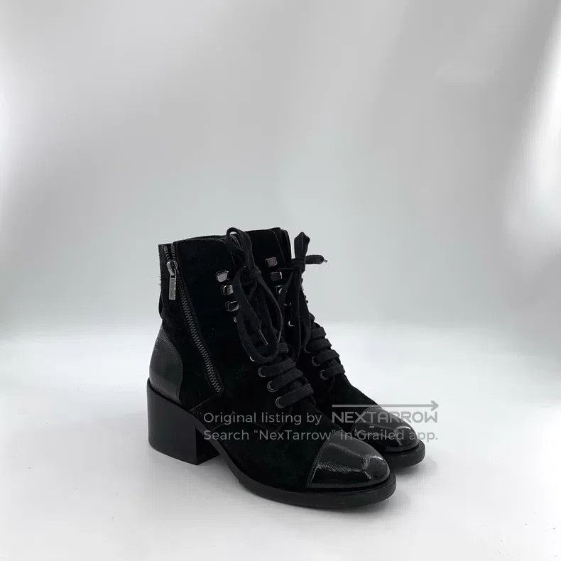 Chanel Chanel Black leather lace-up casual thick-heeled boots Size US 6.5 / IT 36.5 - 2 Thumbnail