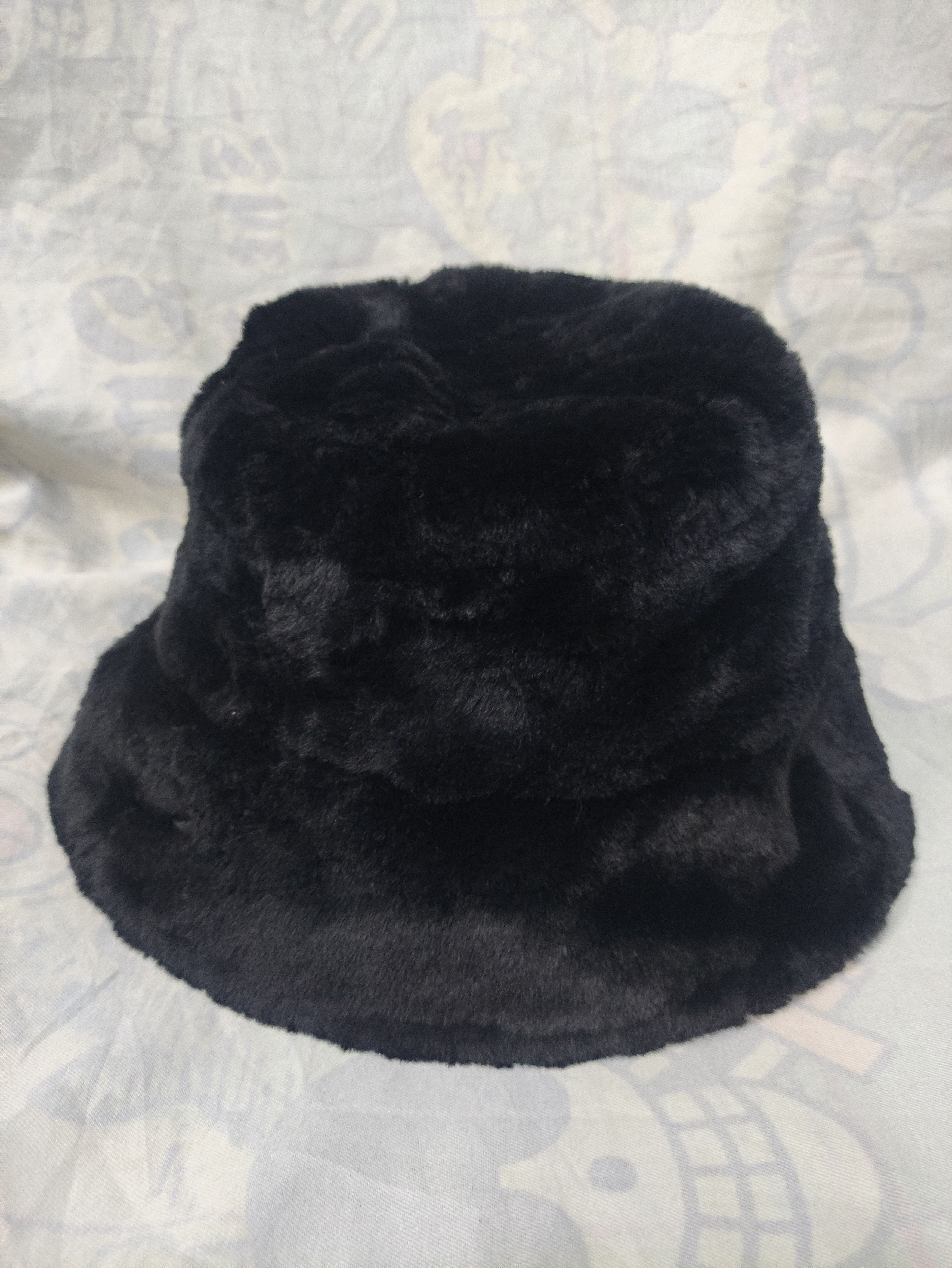 GU GU FUR BUCKET HAT Size ONE SIZE - 4 Thumbnail