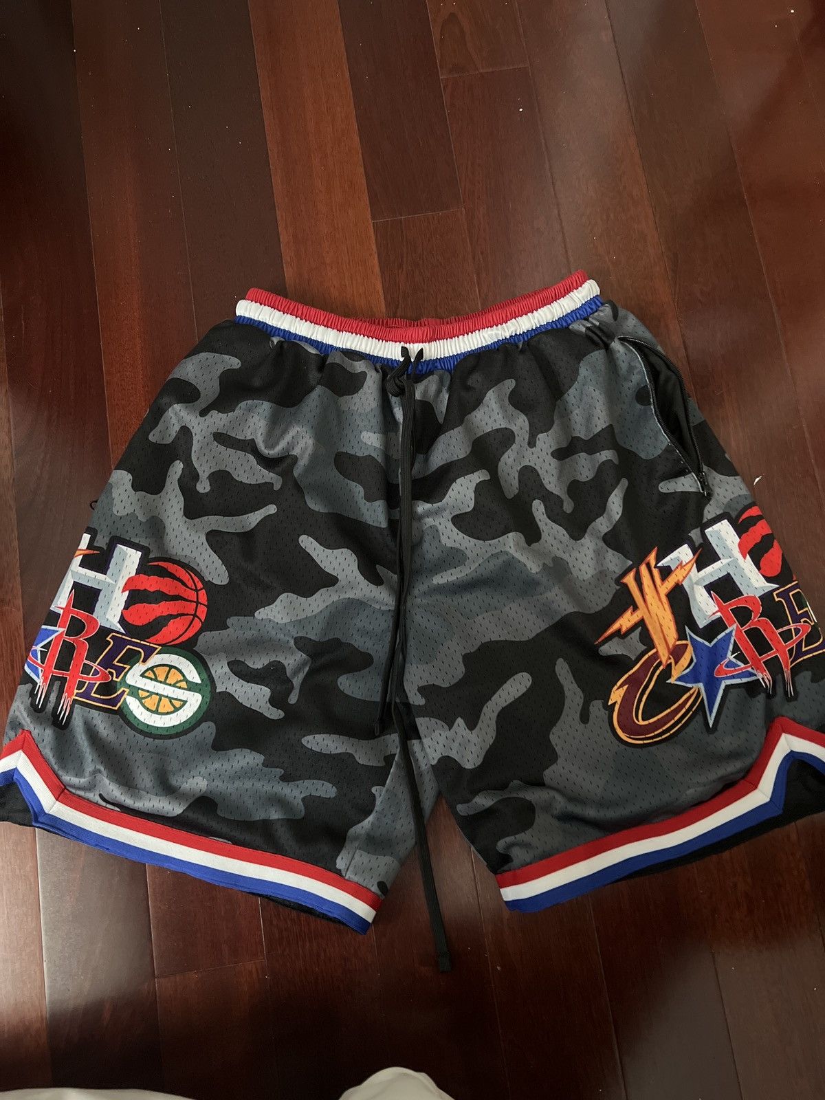 Discount Whocaressupply shorts