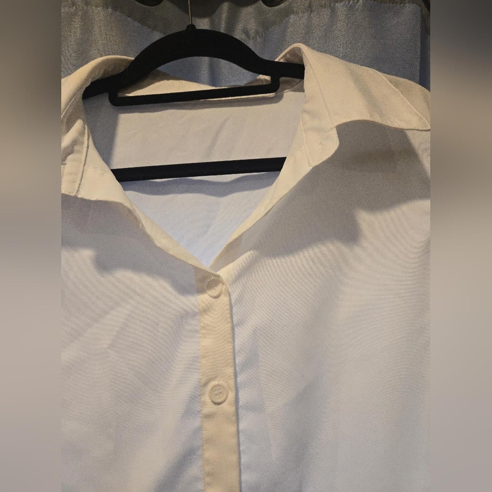 Shein White Flutter Sleeve Top Size XL / US 12-14 / IT 48-50 - 2 Thumbnail