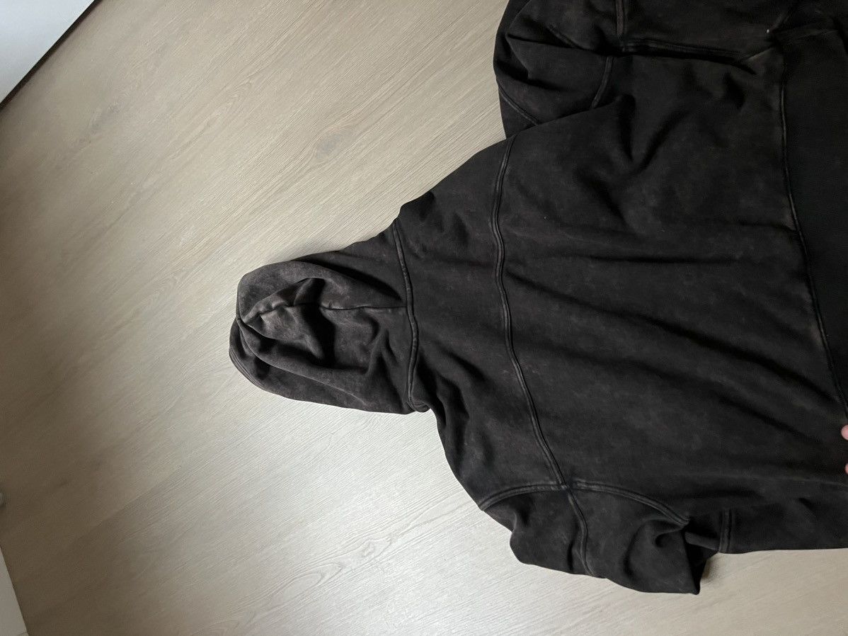 H&M GLENN MARTENS x H&M LIMITED CROPPED HOODIE Size US L / EU 52-54 / 3 - 20 Thumbnail