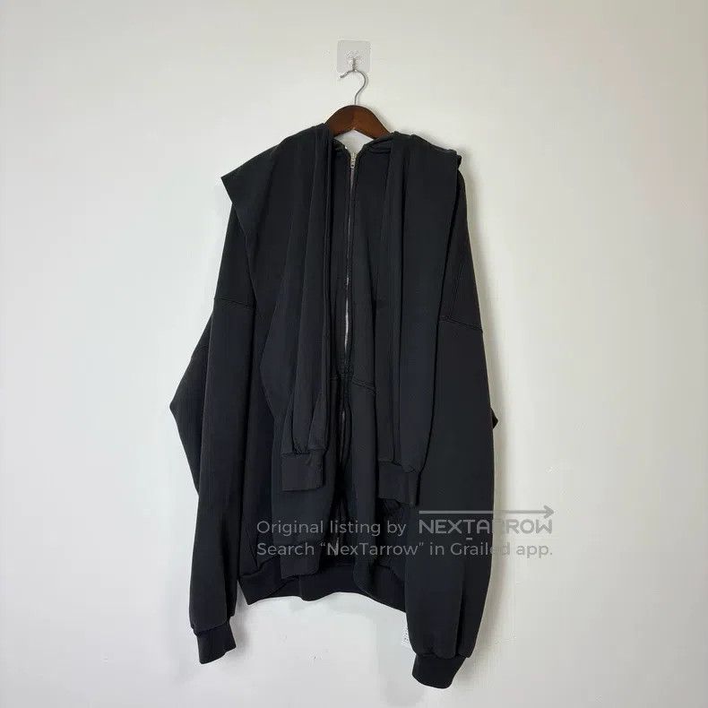Balenciaga Balenciaga Fake Two-Piece Four Sleeve Double Hooded Sweats Size US L / EU 52-54 / 3 - 1 Thumbnail