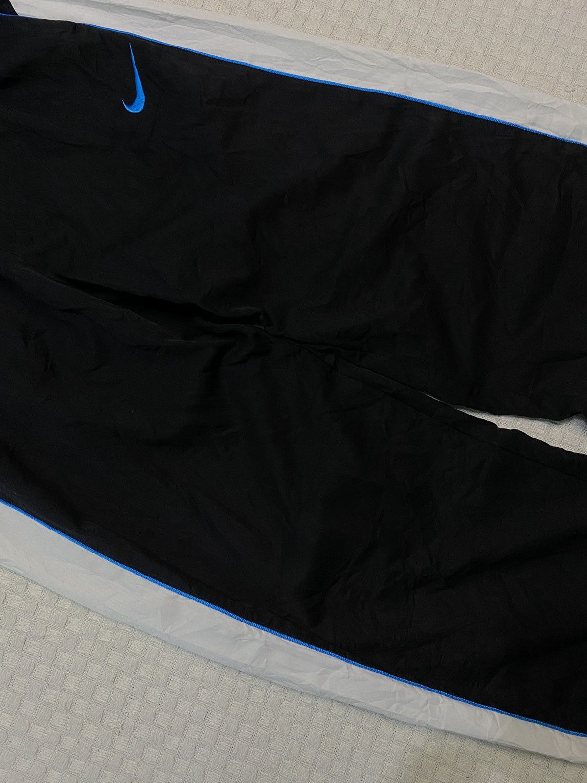 Carhartt Wip × Nike 💥VINTAGE NIKE SUPER BAGGY NYLON 90S WIDE LEG TRACK PANTS Y2K Size US 30 / EU 46 - 5 Thumbnail