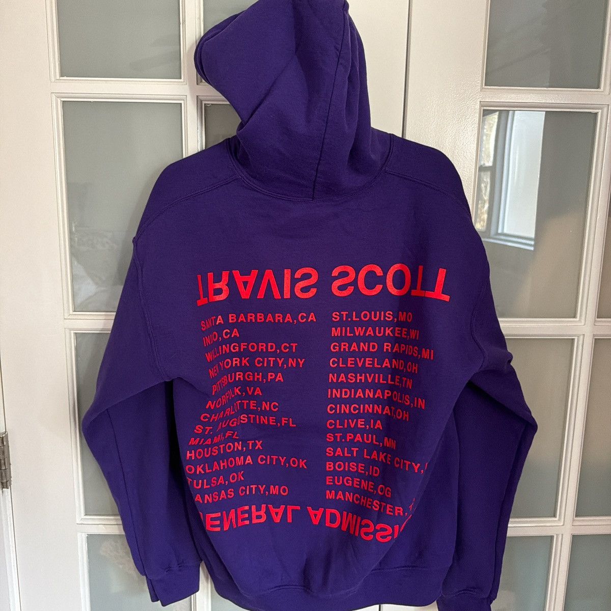 Travis Scott RARE!! 2017 Travis Scott Purple Birds Eye View Tour hoodie Size US M / EU 48-50 / 2 - 2 Thumbnail
