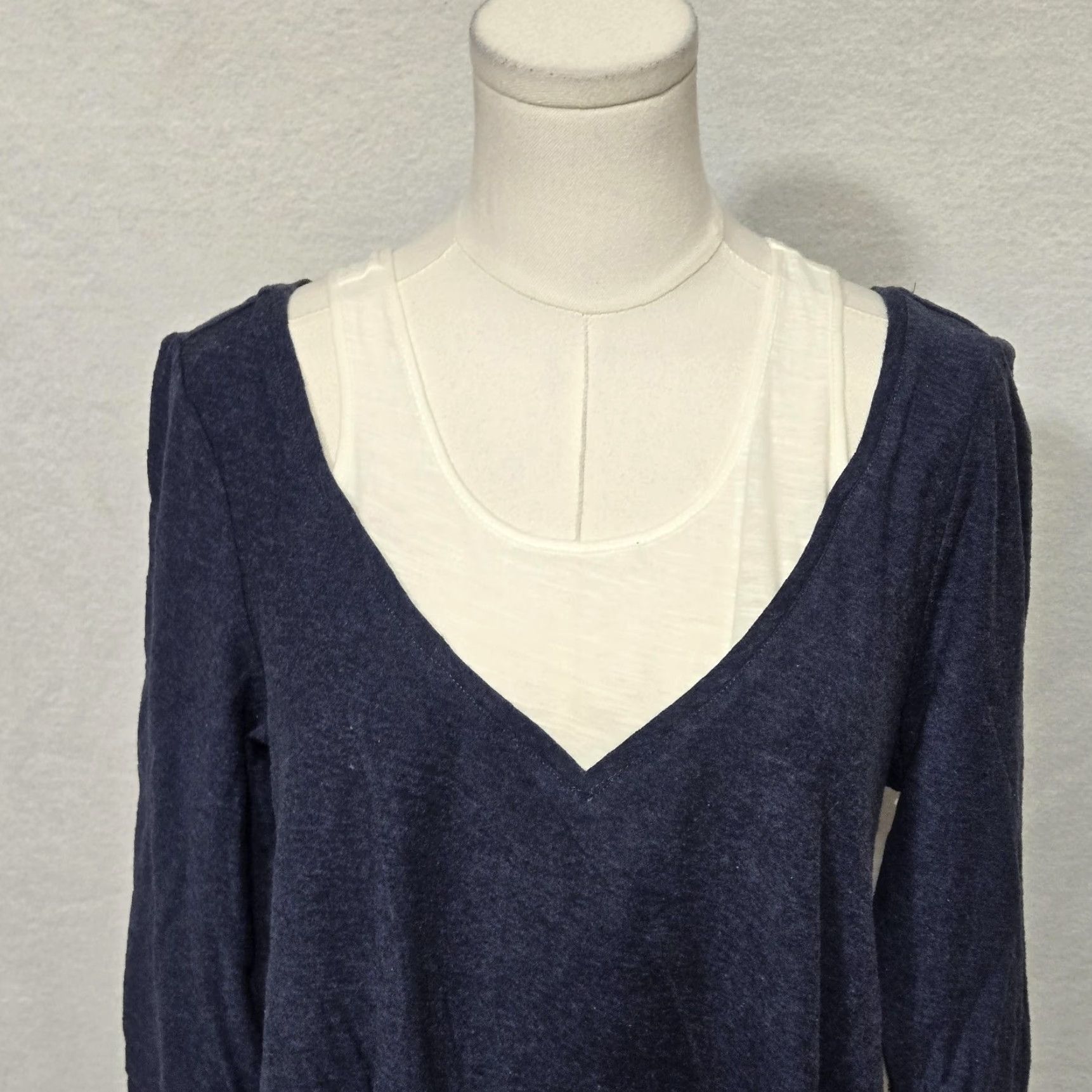 Vince Camuto Vince Camuto Womens Tunic Top Indigo Layered V Neck 3/4 Sleeve Twofer T-Shirt Navy White Inset Small Size S / US 4 / IT 40 - 3 Thumbnail