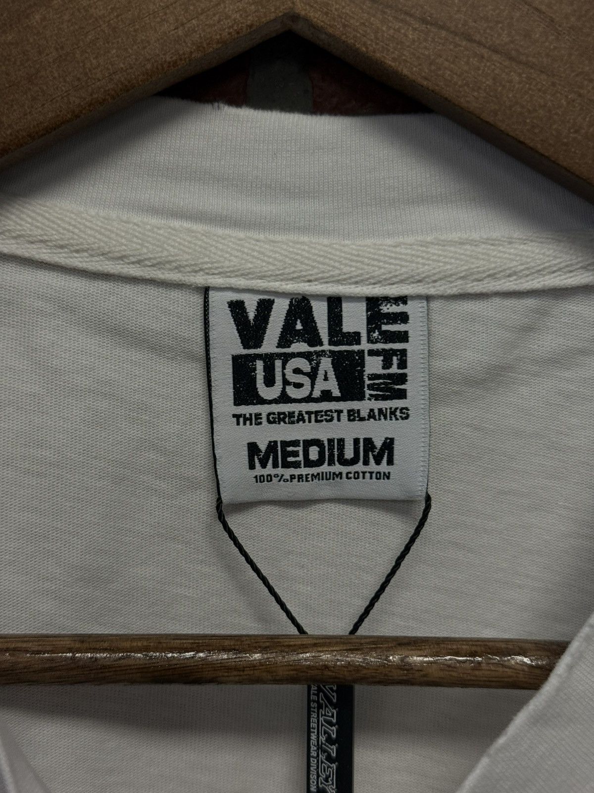 Vale Valley Hockey Tee Shirt Size Medium Brand New 🔥 Size US M / EU 48-50 / 2 - 7 Thumbnail