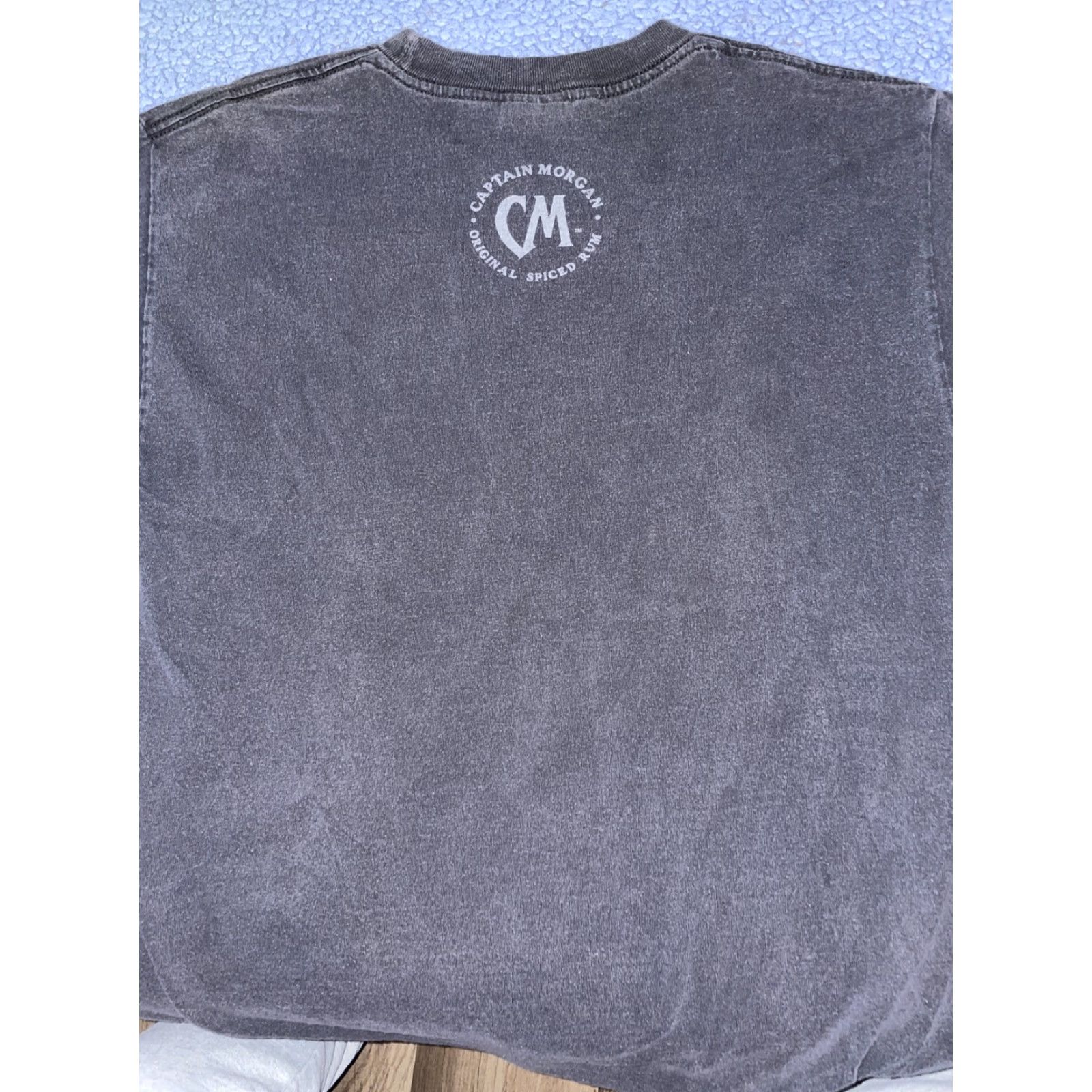 Vintage CAPTAIN MORGAN T-SHIRT GRAPHIC LOGO BLACK MEDIUM UNISEX ADULTS CREW NECK SHORT SLEEVE (Note: ensure no extra spaces) Size US M / EU 48-50 / 2 - 5 Thumbnail