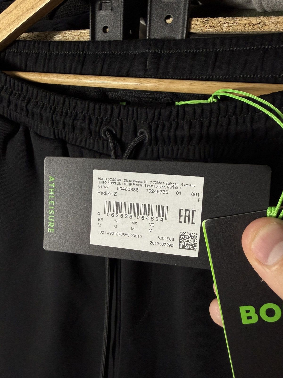 Hugo Boss NWT Hugo Boss Athleisure Joggers Mens M Black Sweatpants Size US 32 / EU 48 - 6 Thumbnail
