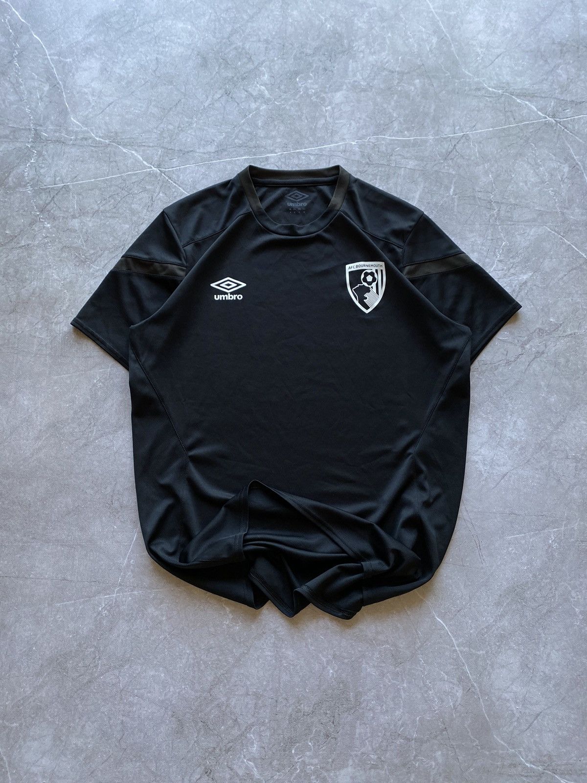 Umbro AFC Bournemouth Umbro Training Soccer Football Jersey Size US M / EU 48-50 / 2 - 2 Thumbnail