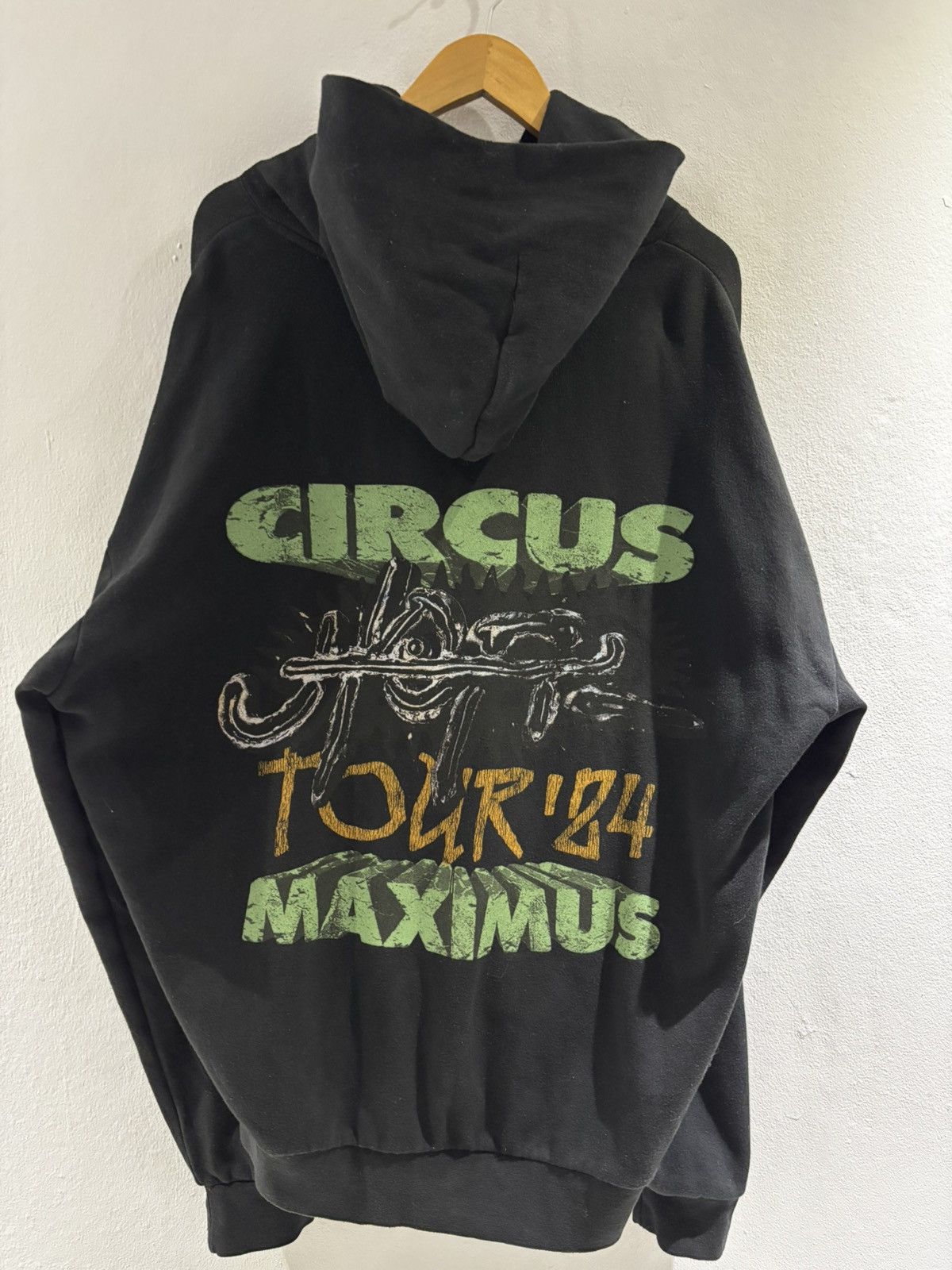 Travis Scott Utopia Maximus 2024 Tour Hoodie