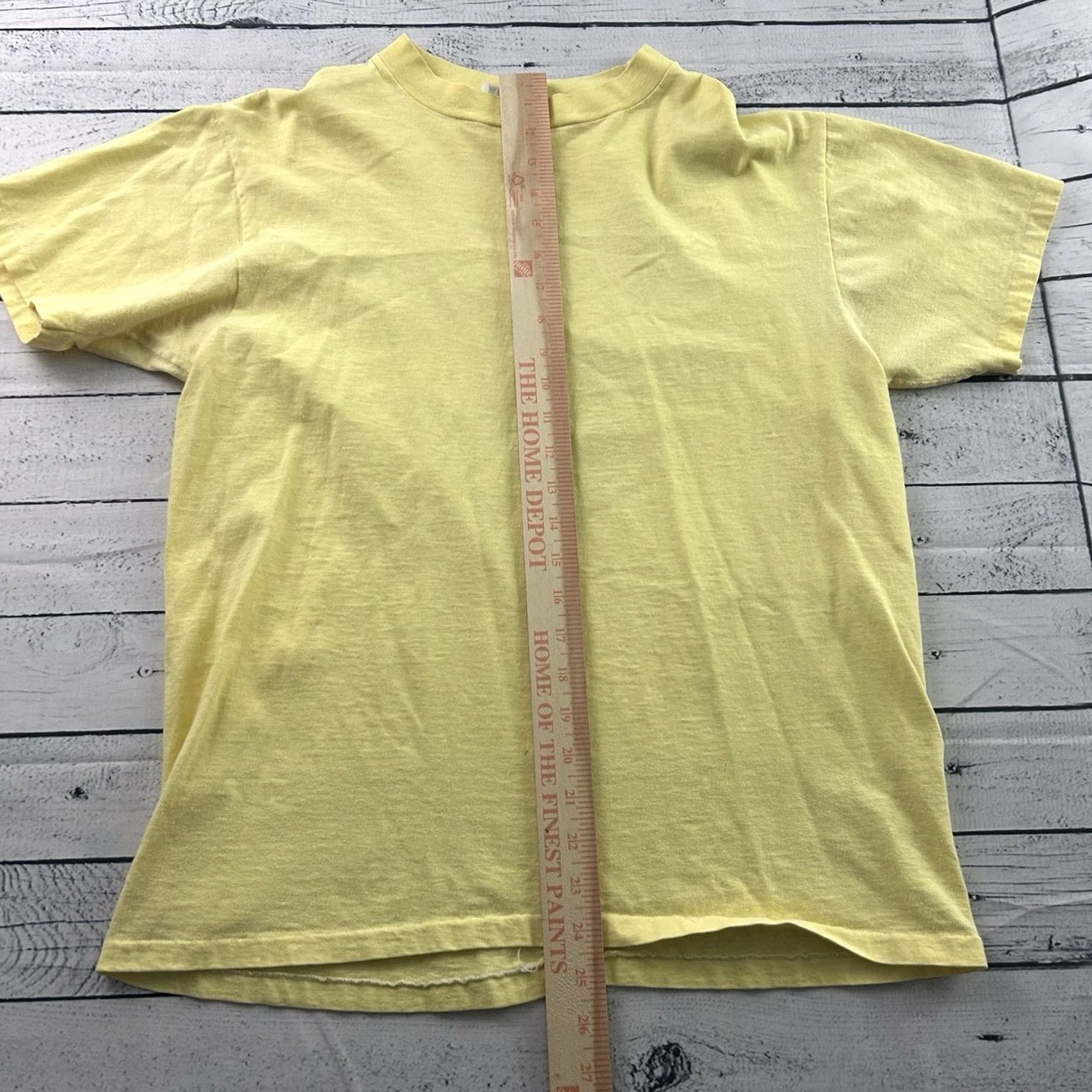Hanes VINTAGE Hanes Cinder Lake 25 Miler Short Sleeve T Shirt Mens Large Yellow Shirts Mens L Yellow Hanes T-Shirt Vintage Hanes Shirt Size US L / EU 52-54 / 3 - 2 Thumbnail
