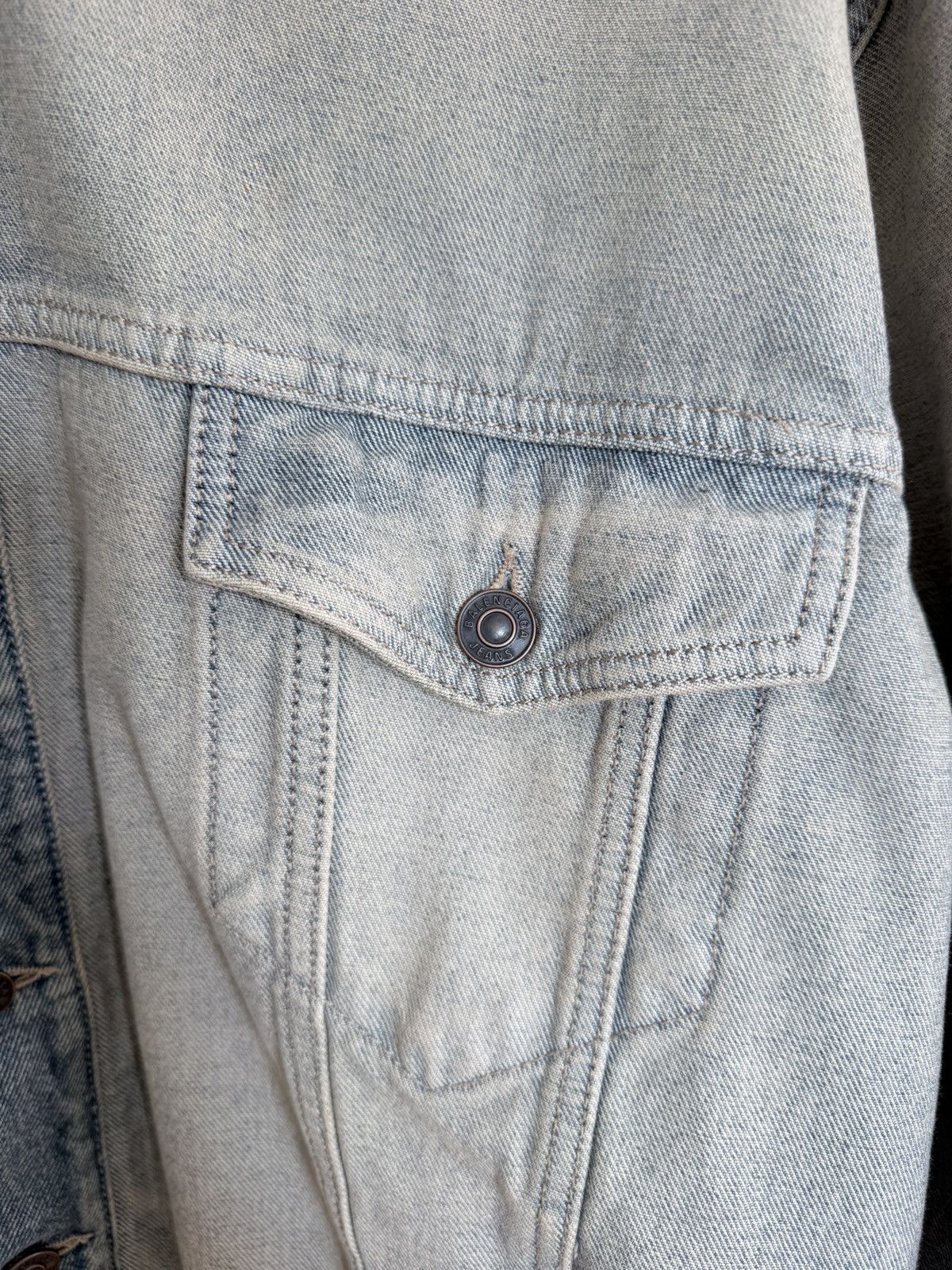 Balenciaga Balenciaga Inside Out Oversize Denim Jacket Reversible Size US S / EU 44-46 / 1 - 6 Thumbnail