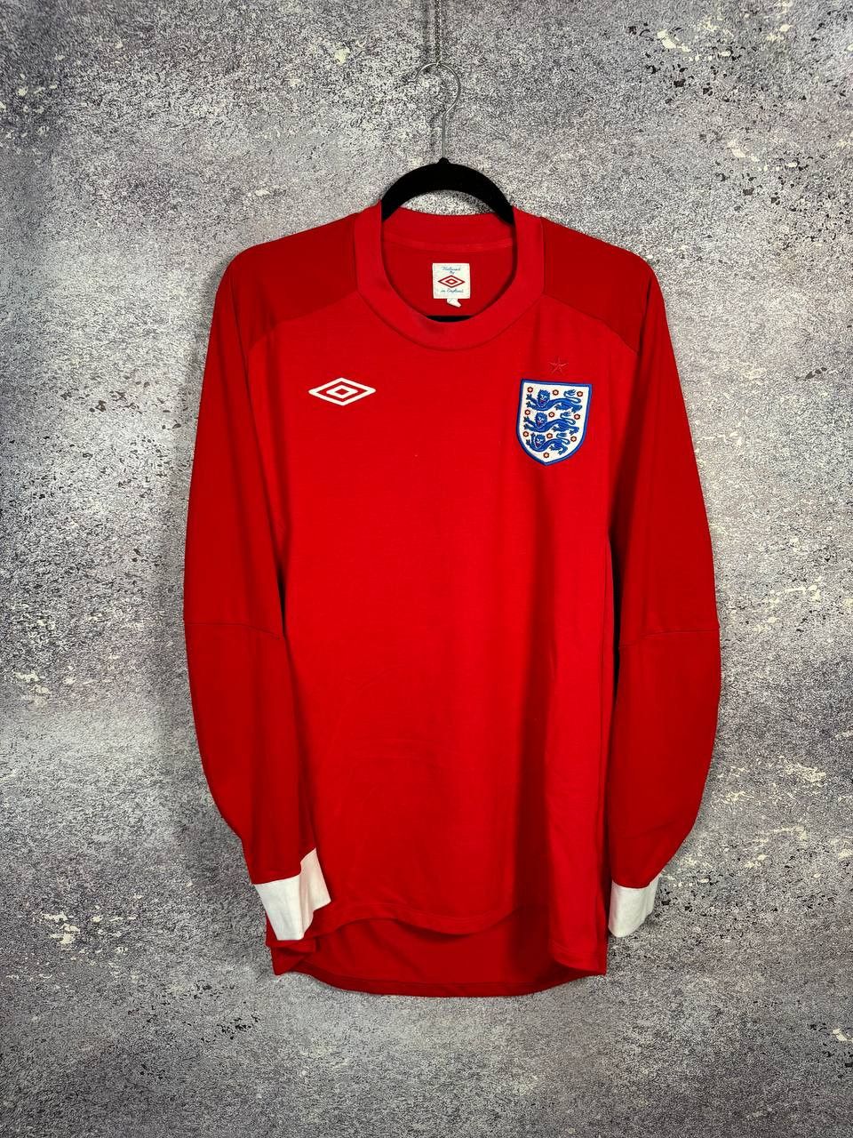 Vintage England National Team 2010 Umbro Soccer Jersey large Size US L / EU 52-54 / 3 - 1 Thumbnail
