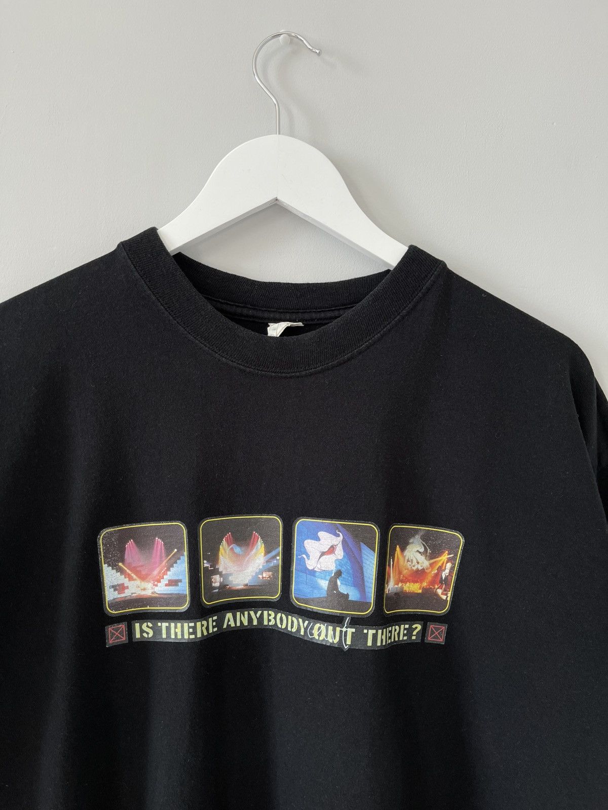 Band Tees Vintage Pink Floyd The Wall Live 1980-81 Band T-shirt Tee Size US L / EU 52-54 / 3 - 4 Thumbnail