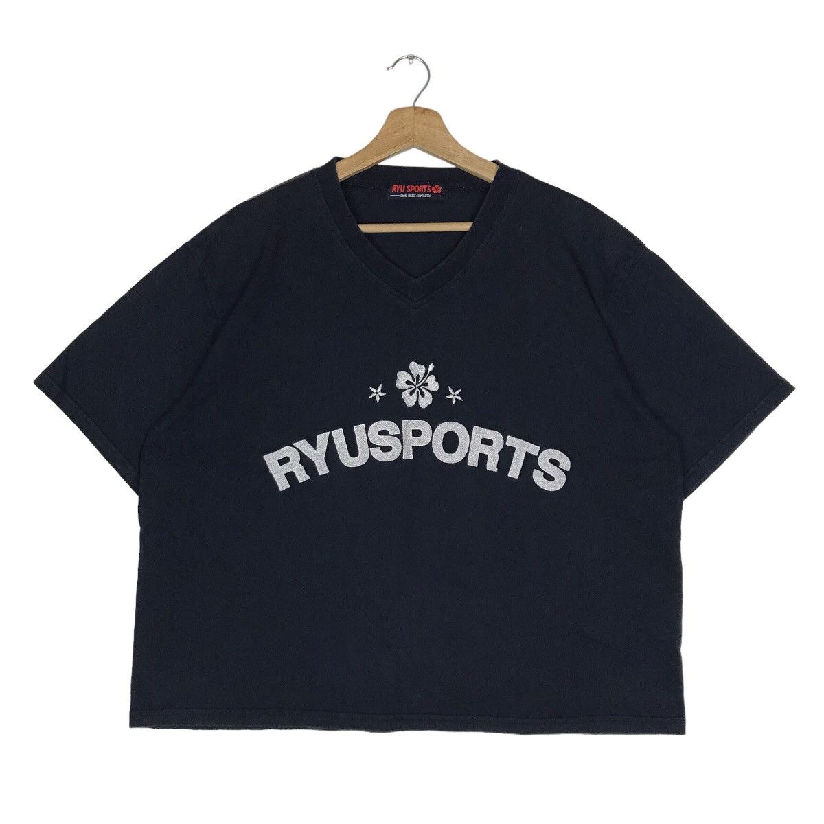Vintage Vintage RyuSports Surfwear Cropped Top Tee Shirt Size US M / EU 48-50 / 2 - 1 Thumbnail