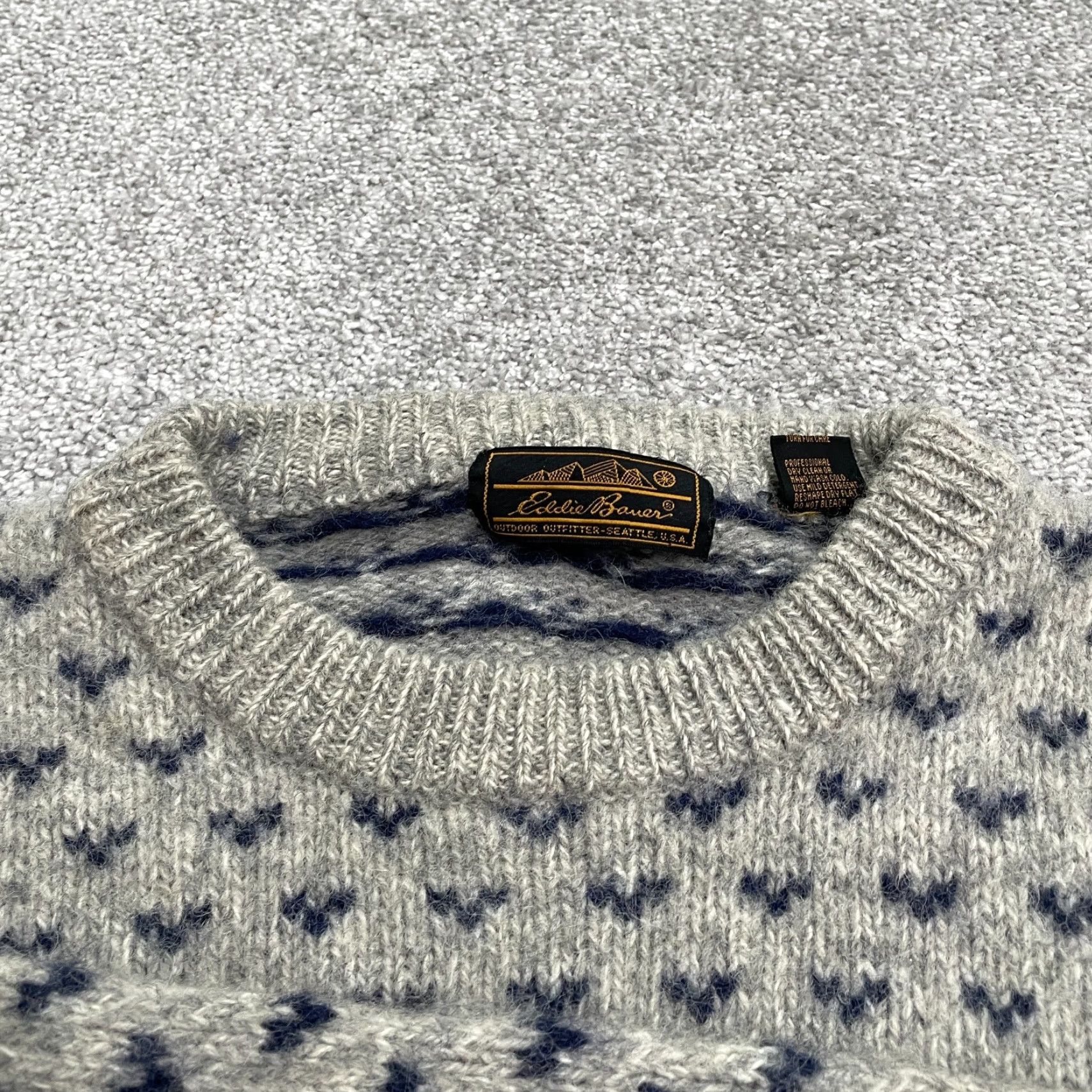 VINTAGE Eddie Bauer Wool Pullover Sweater MT Brown Geometric