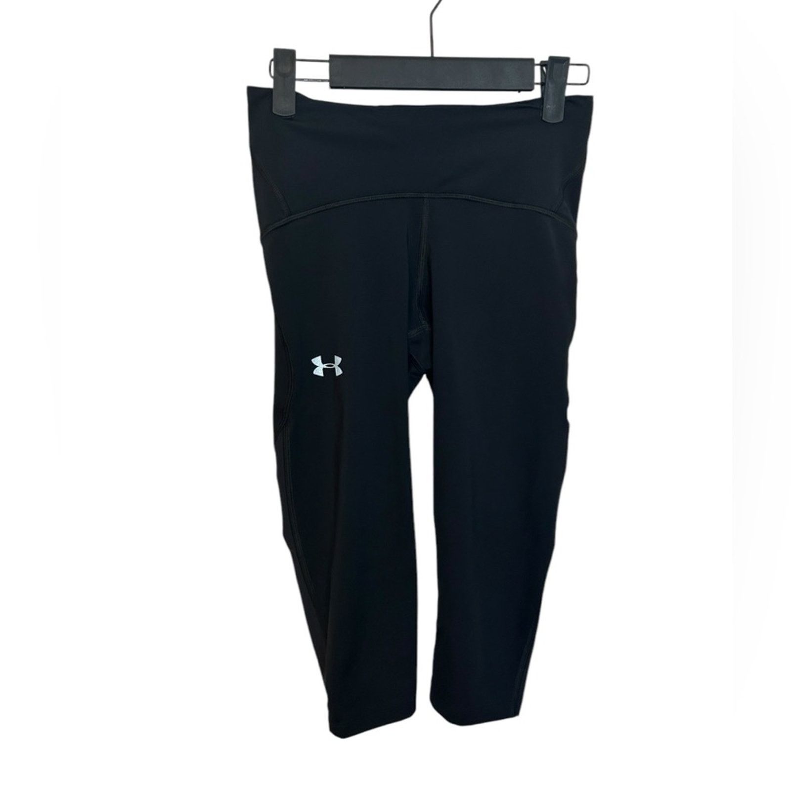 Under Armour Under Armour Black Cropped Compression Leggings Size 26" / US 2 / IT 38 - 1 Thumbnail